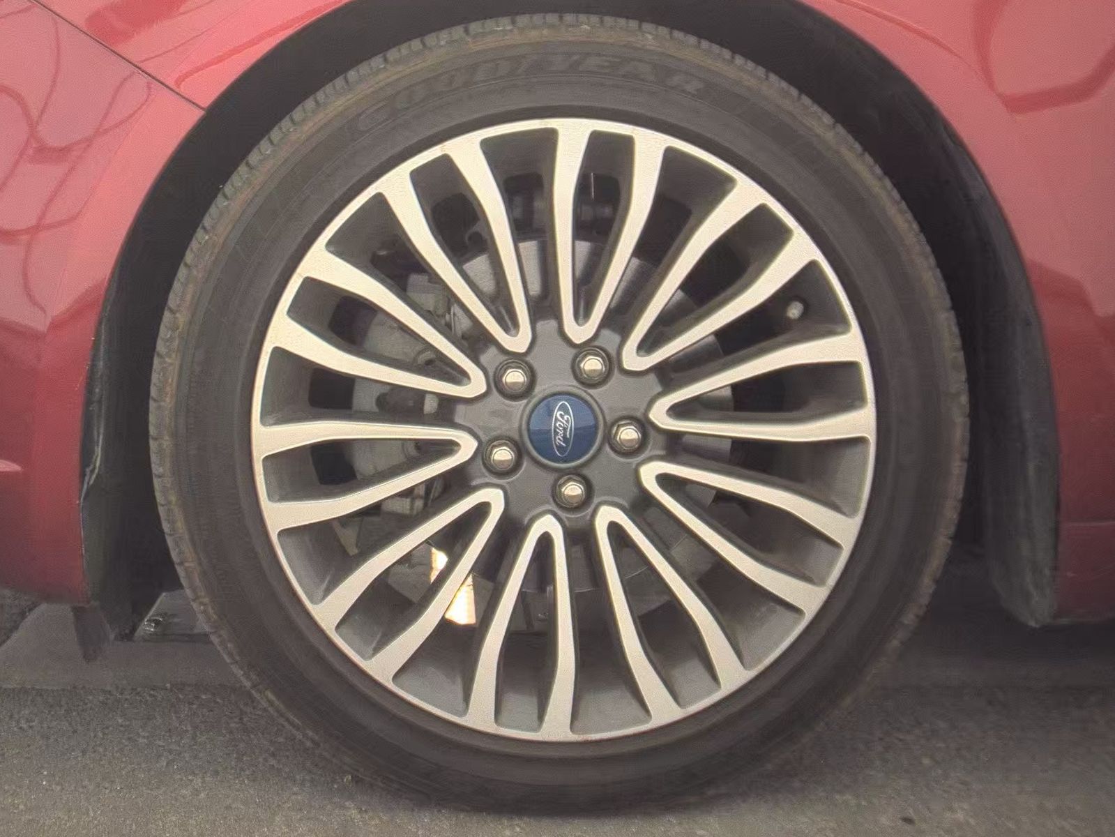 FORD FUSION - 10