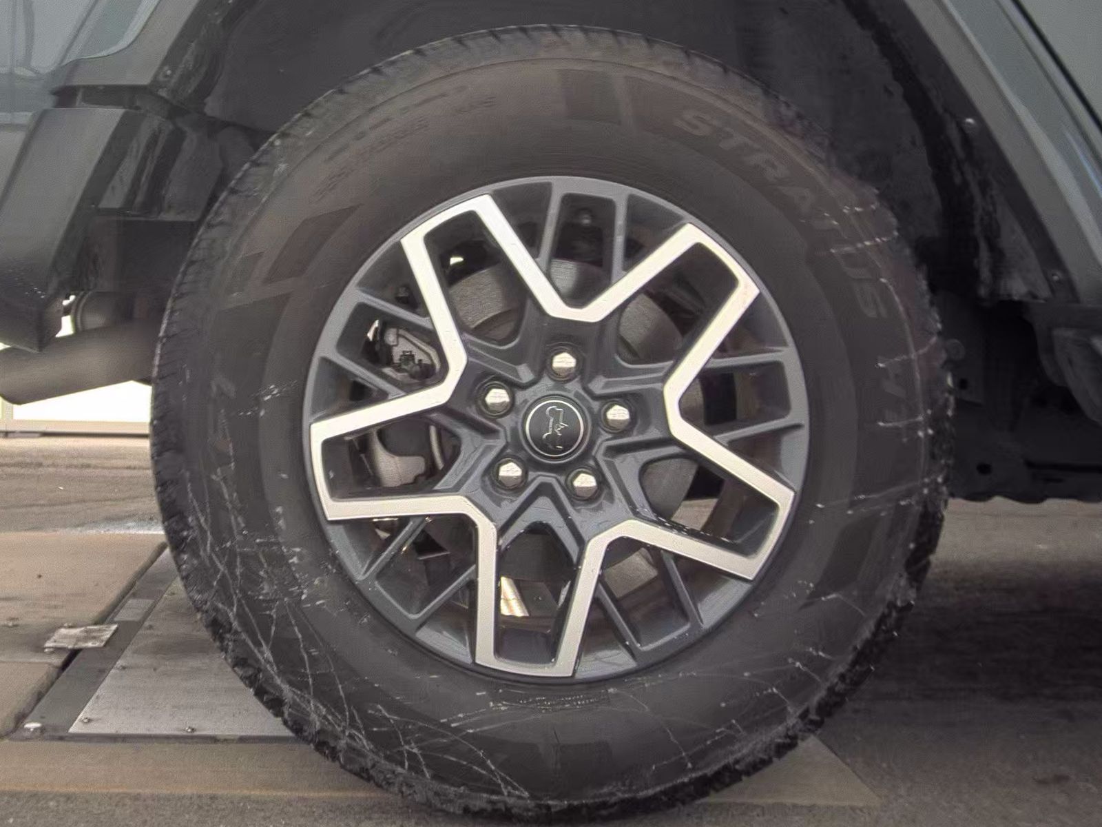 2024 Jeep Wrangler Sahara AWD