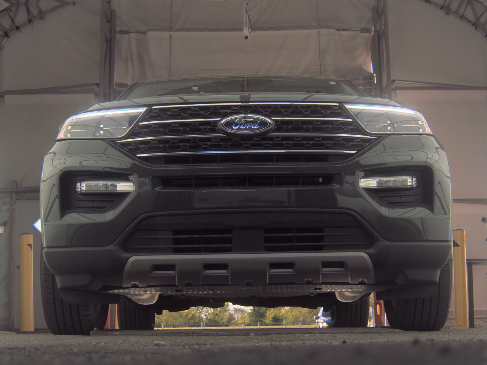 FORD EXPLORER - 4