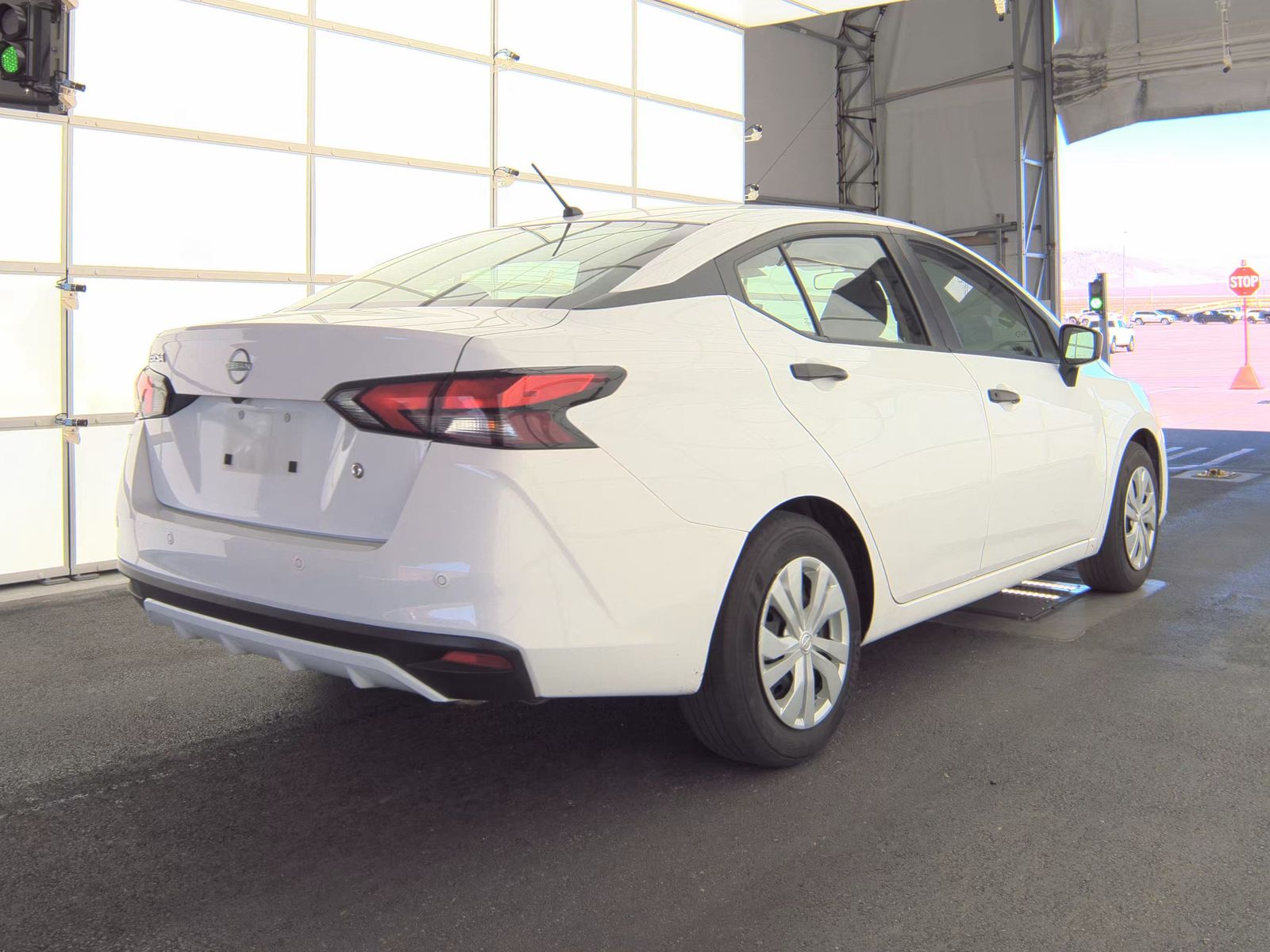 NISSAN VERSA - 5