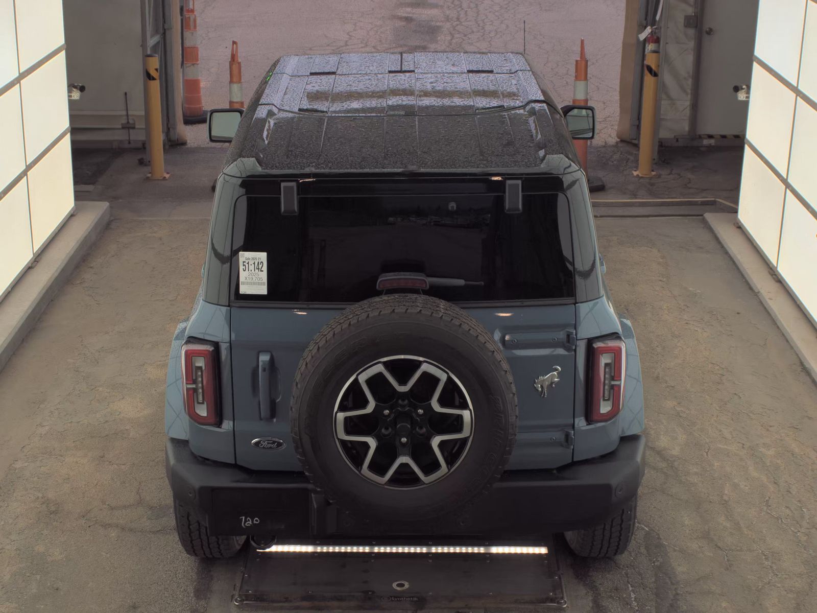 FORD BRONCO - 7