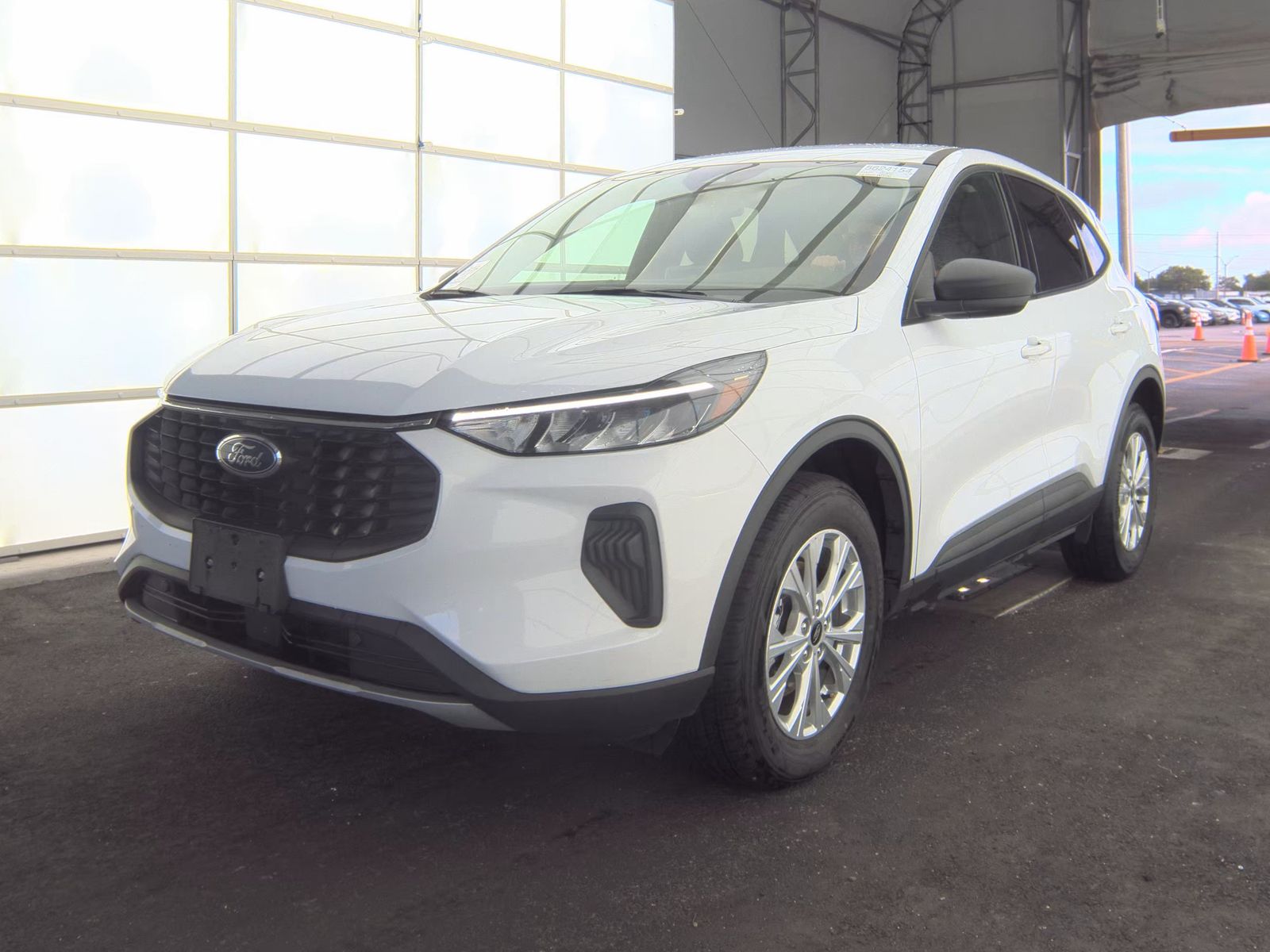 FORD ESCAPE - 1