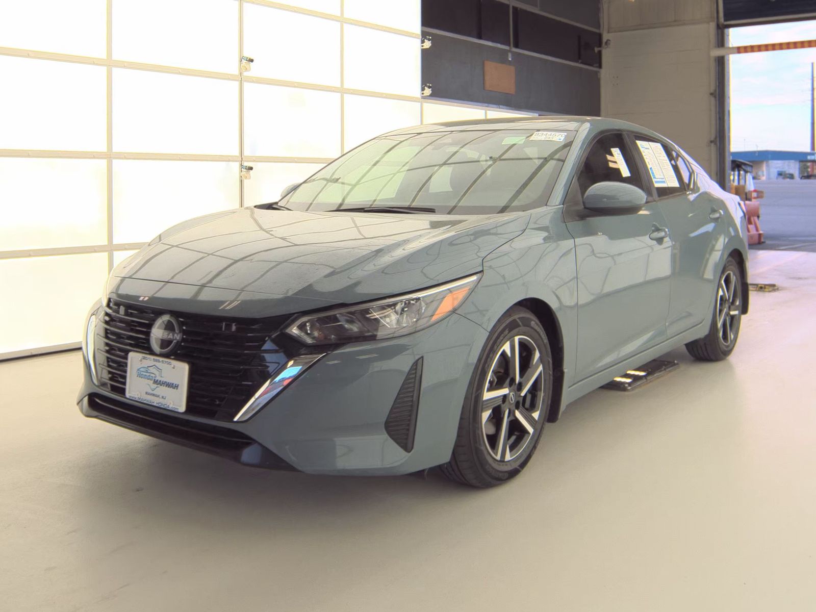 NISSAN SENTRA - 1