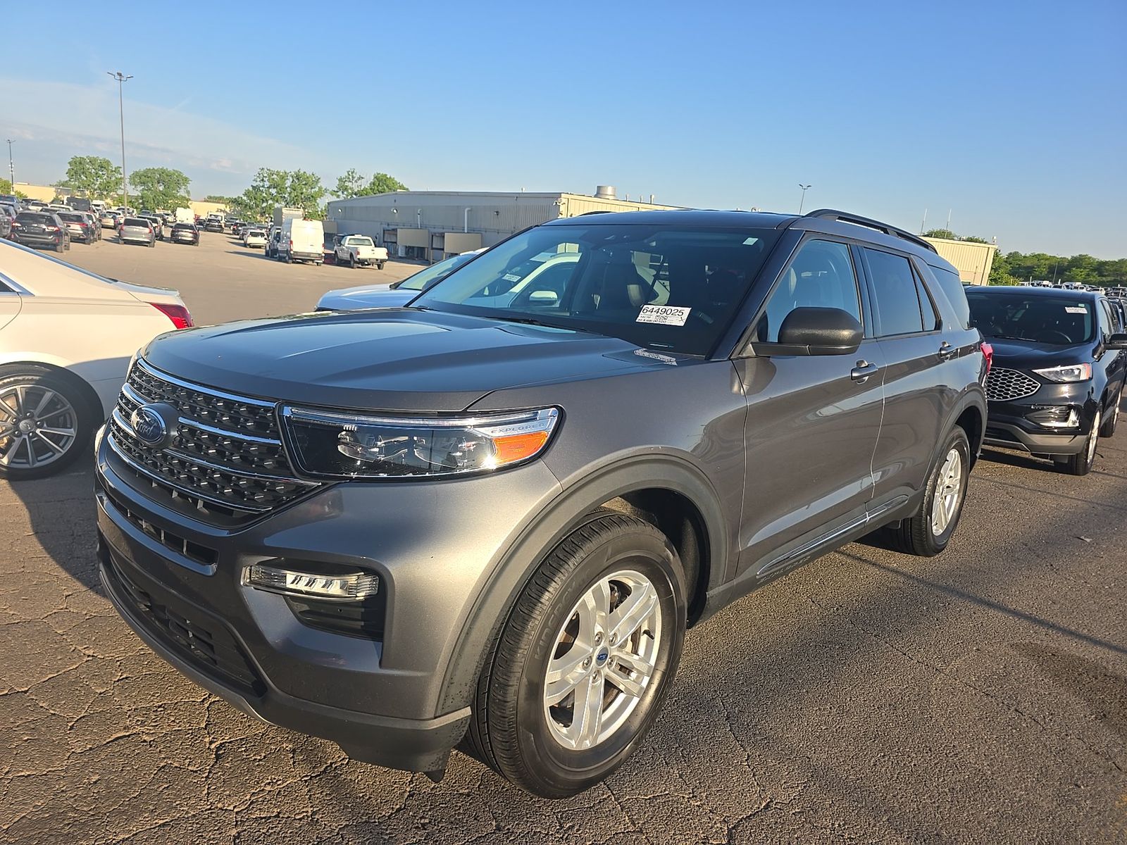 FORD EXPLORER - 1