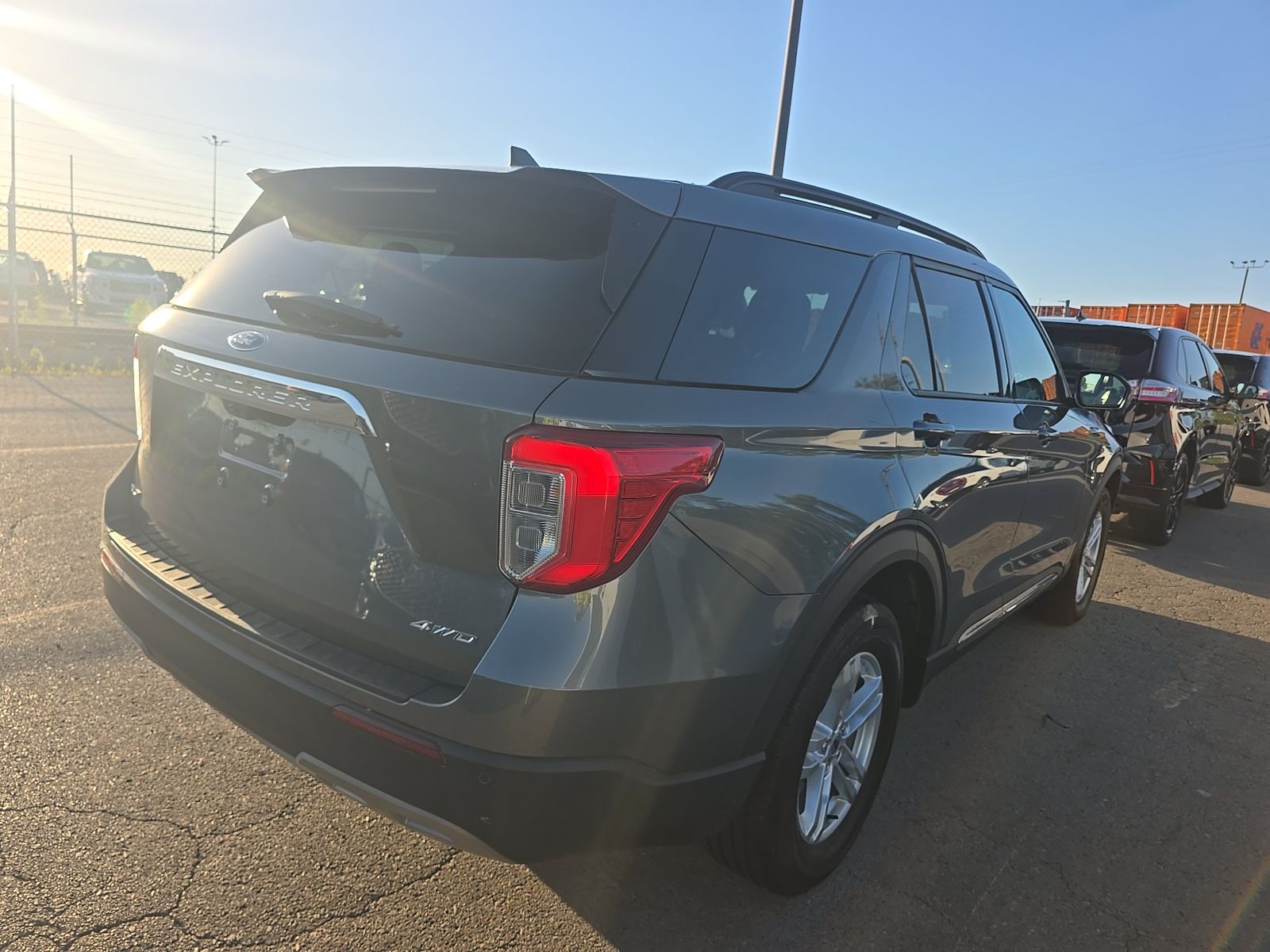 FORD EXPLORER - 5