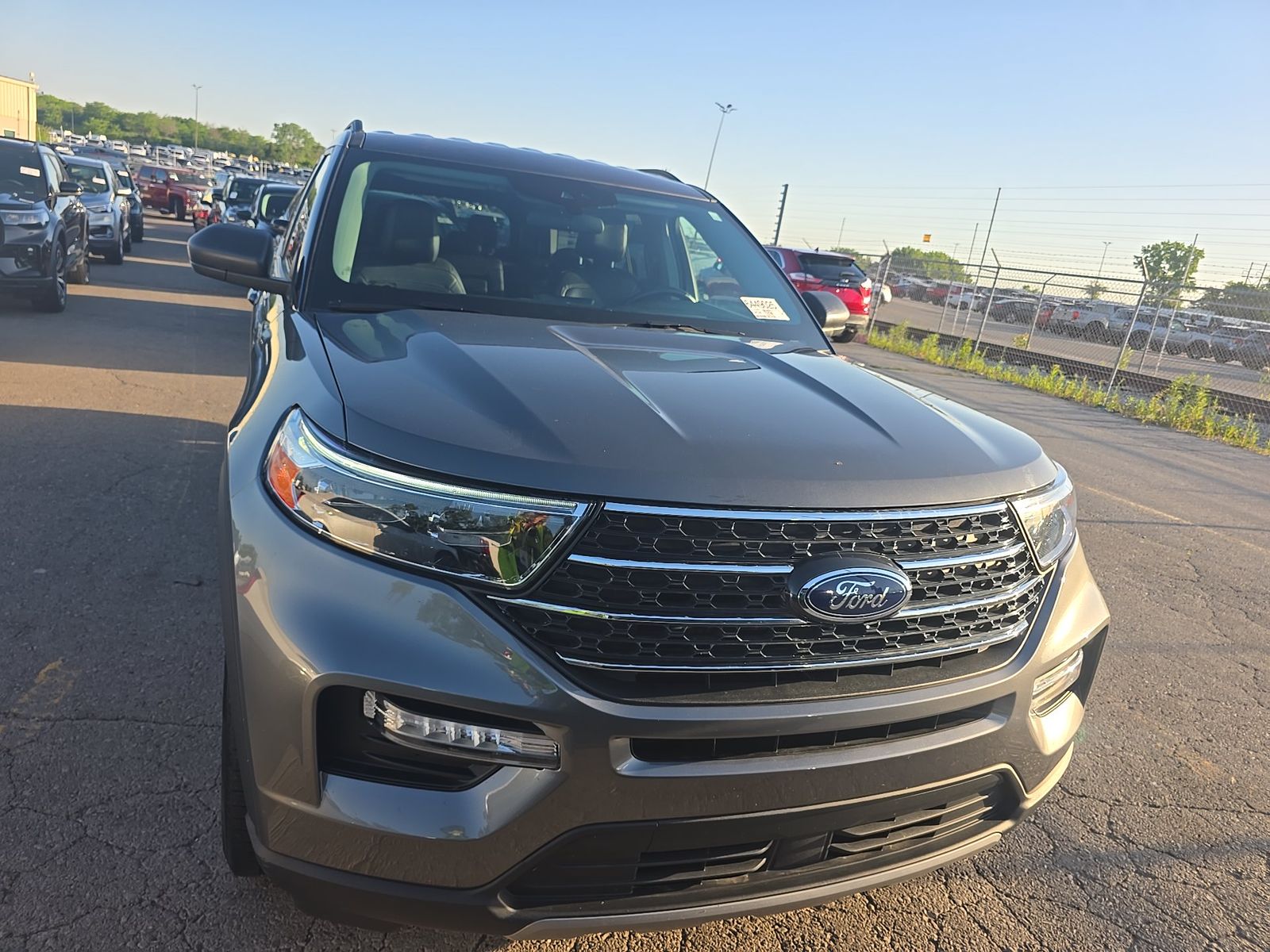 FORD EXPLORER - 3