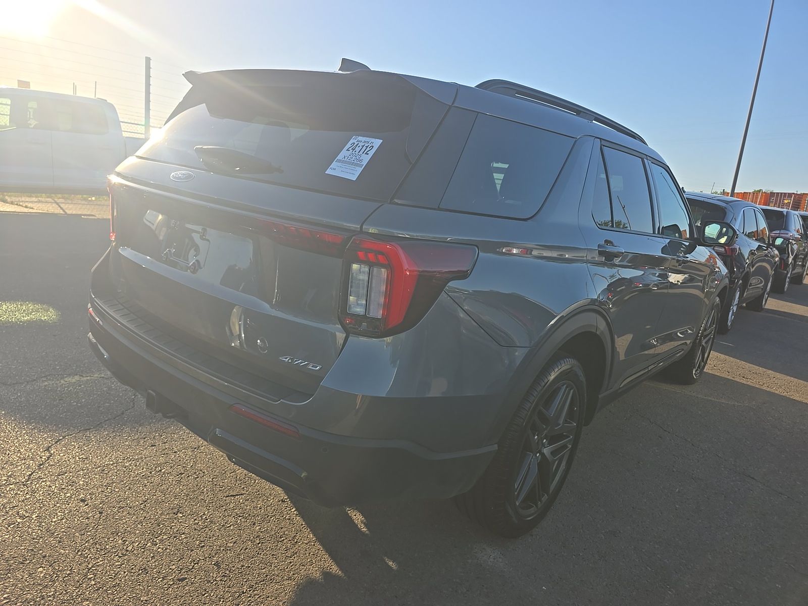 FORD EXPLORER - 5