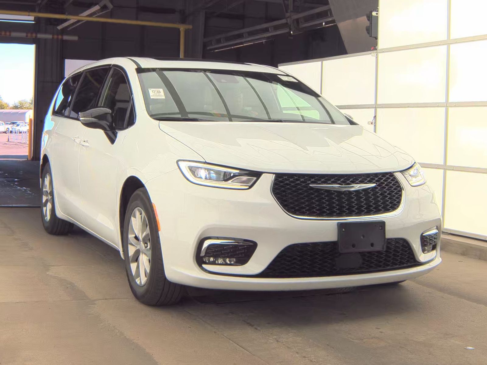 2026 Chrysler Pacifica Limited FWD