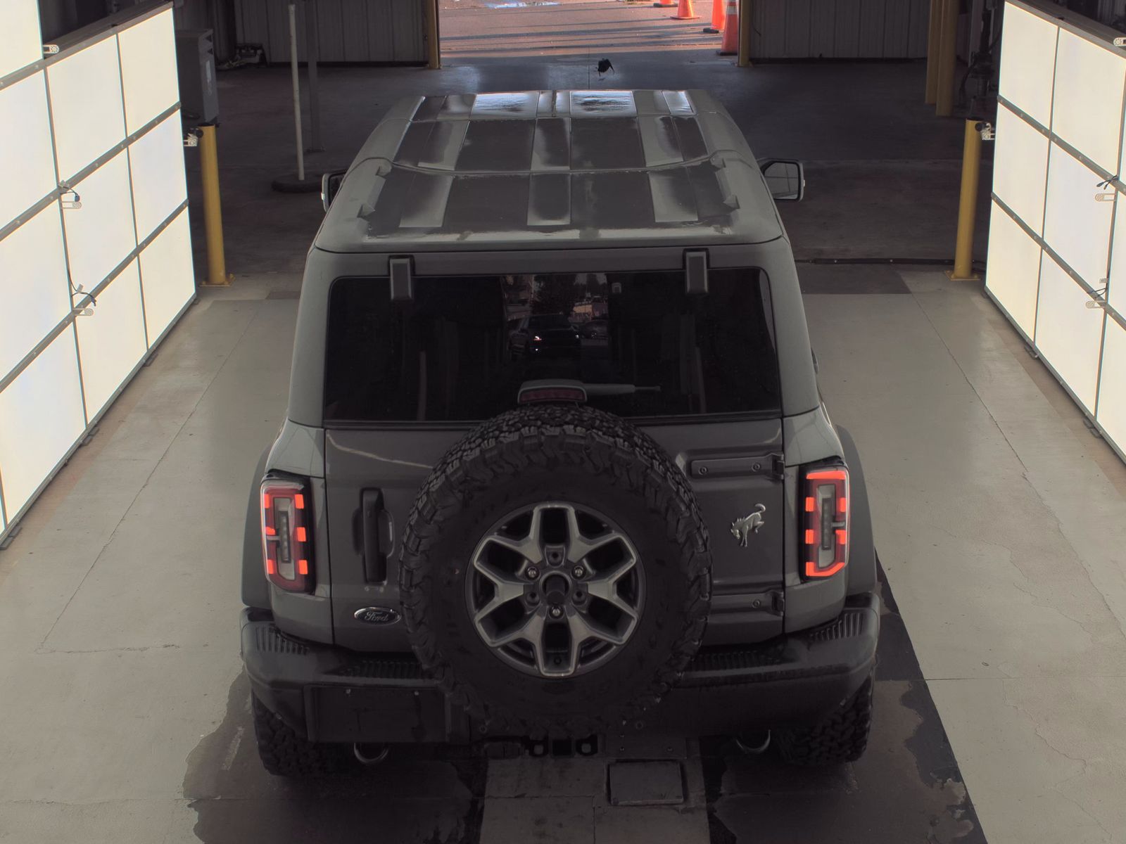 FORD BRONCO - 7