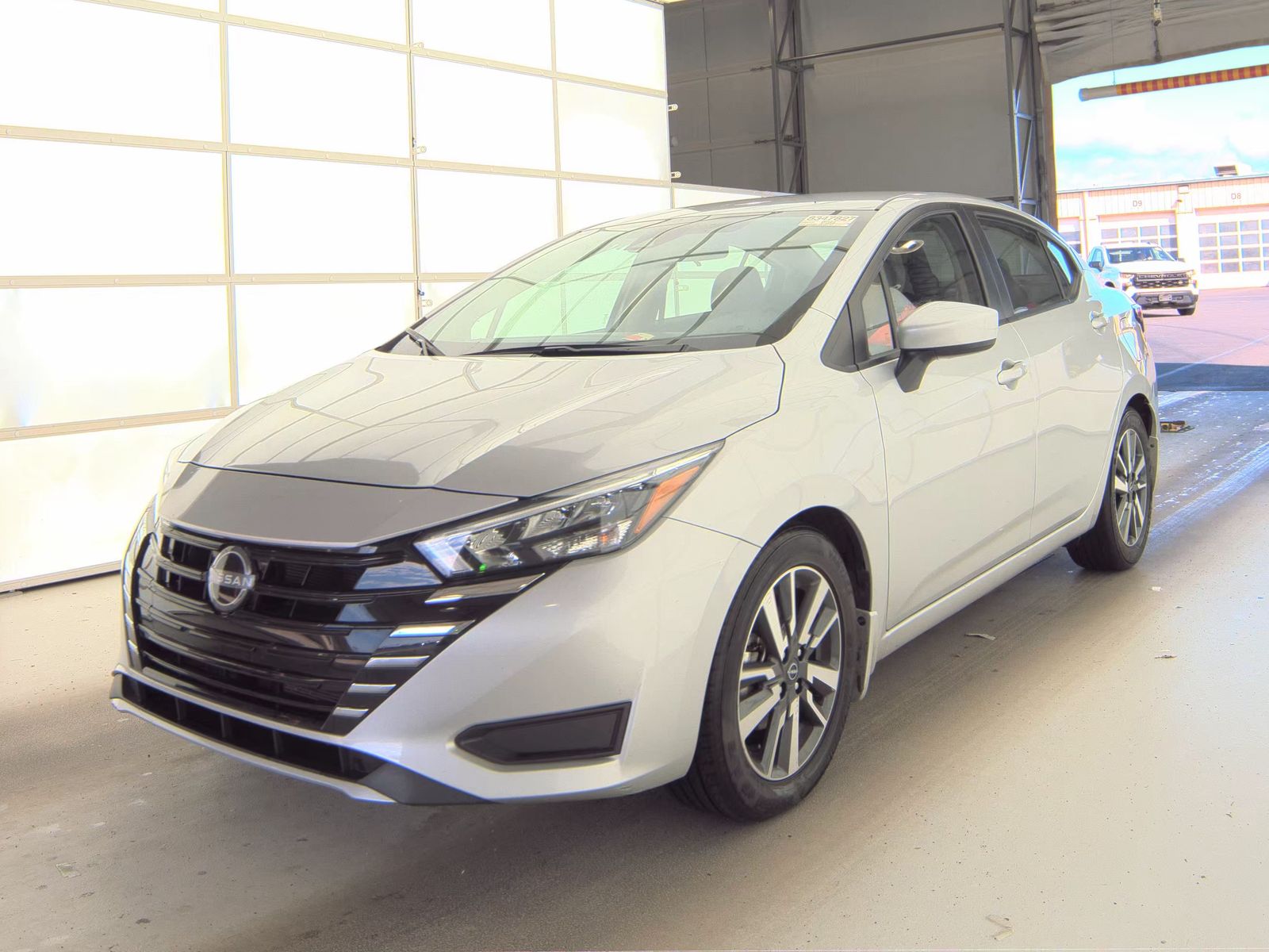 NISSAN VERSA - 1