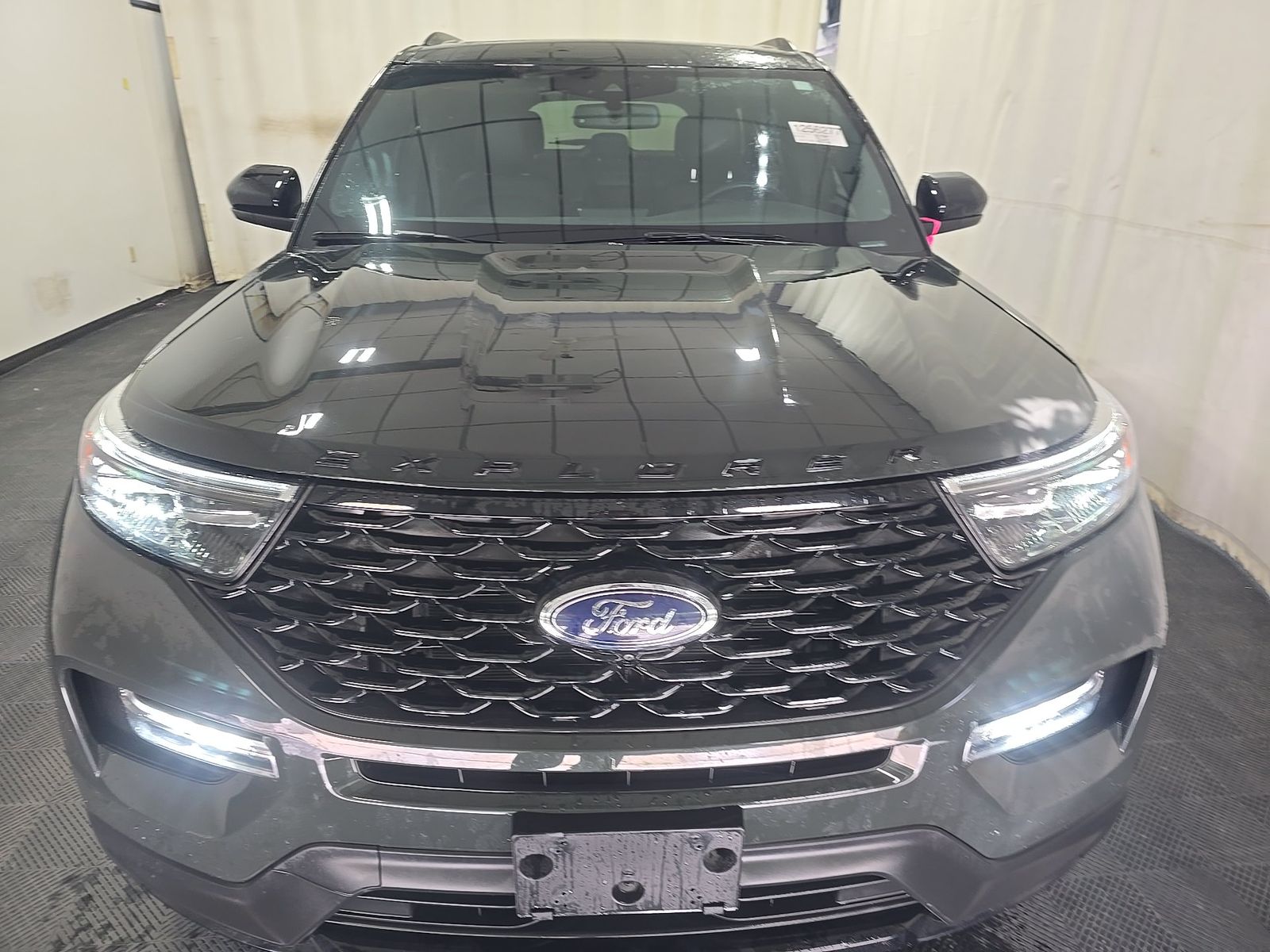 FORD EXPLORER - 3