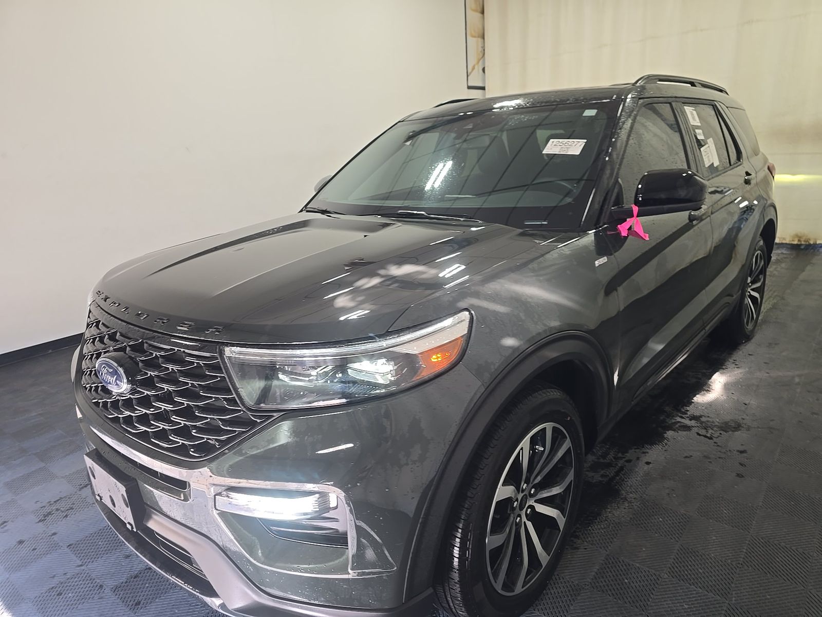 FORD EXPLORER - 1