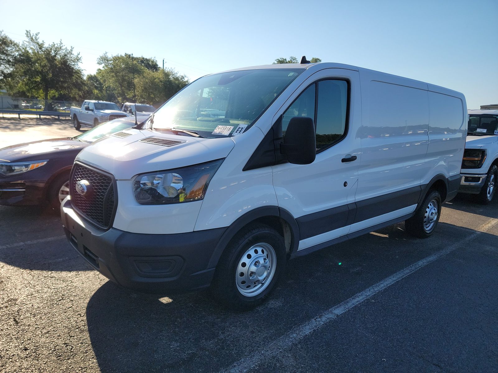 FORD TRANSIT 150 - 1