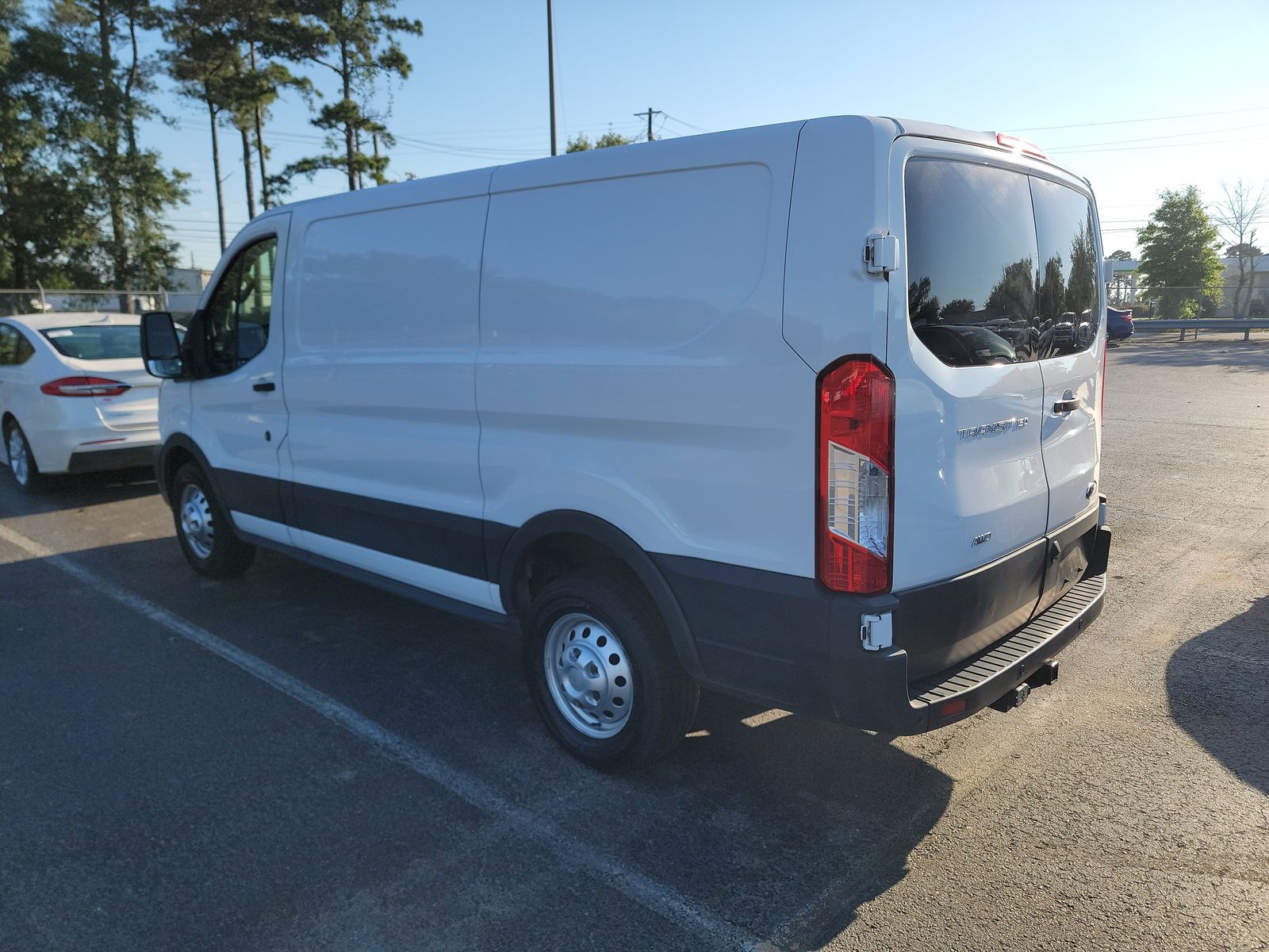 FORD TRANSIT 150 - 7