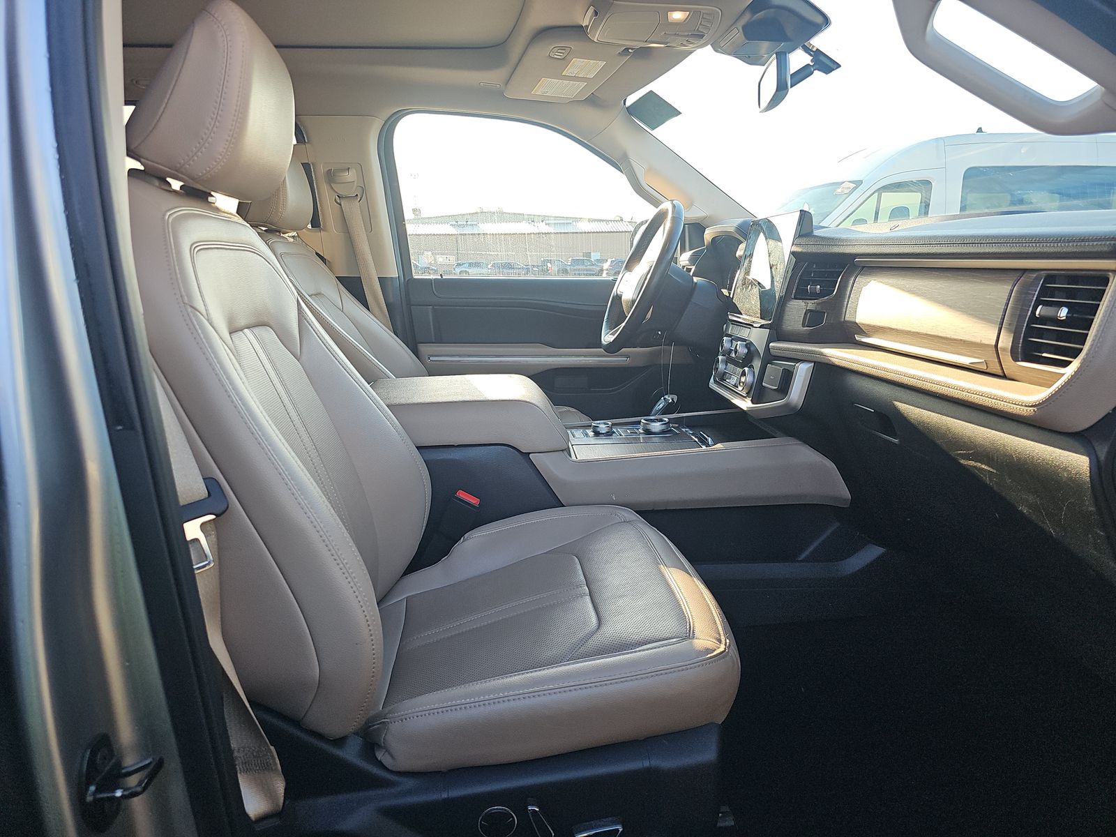 FORD EXPEDITION MAX - 3