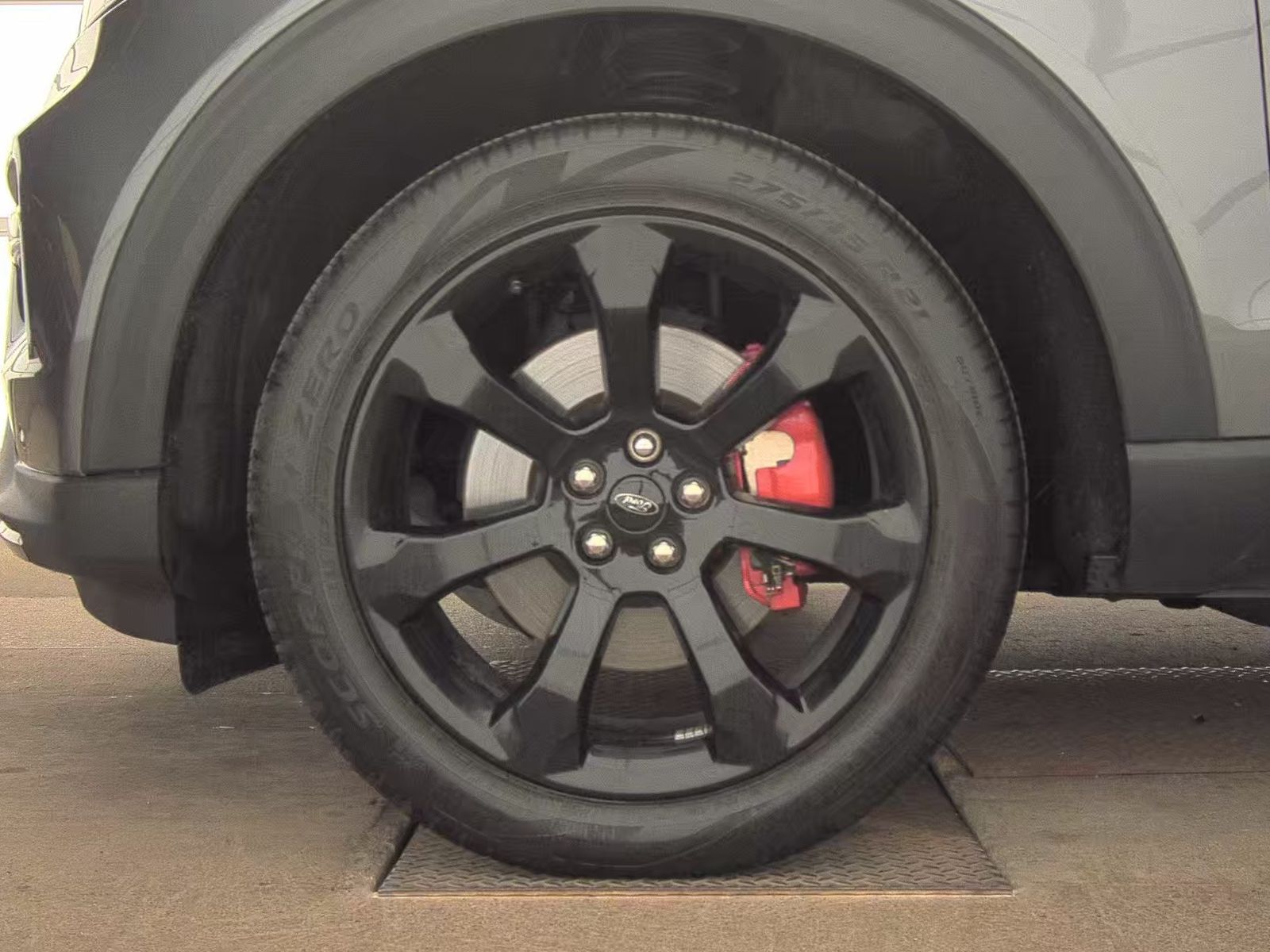 FORD EXPLORER - 10