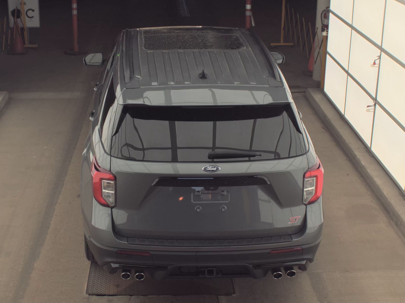 FORD EXPLORER - 7