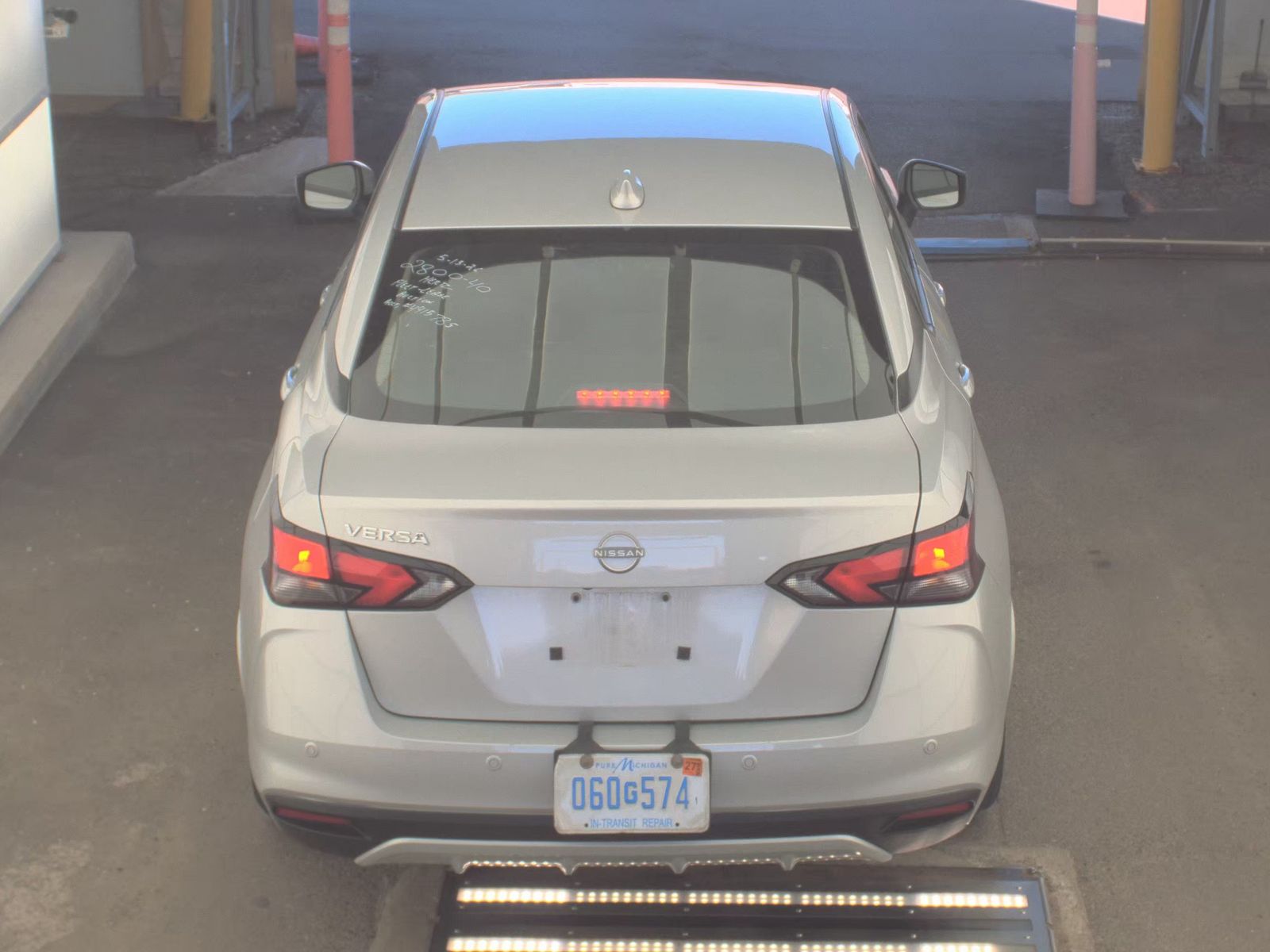NISSAN VERSA - 7