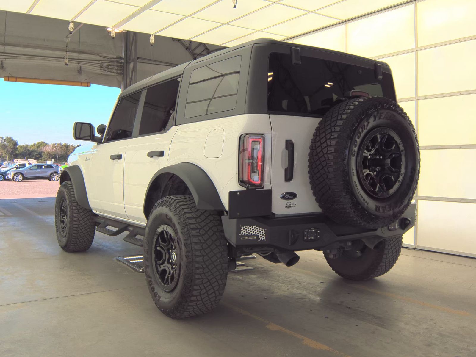 FORD BRONCO - 9