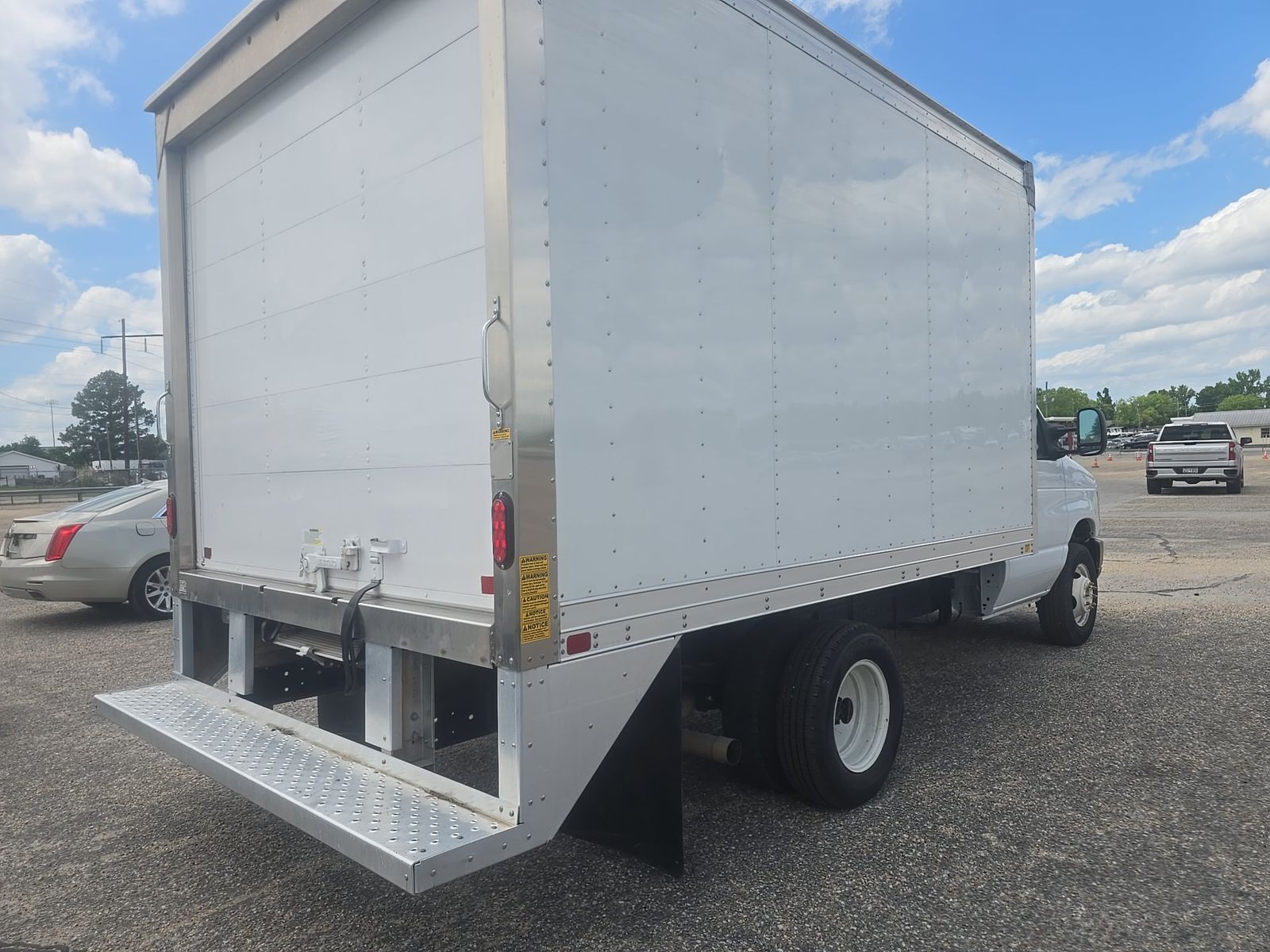 FORD E-350 - 5