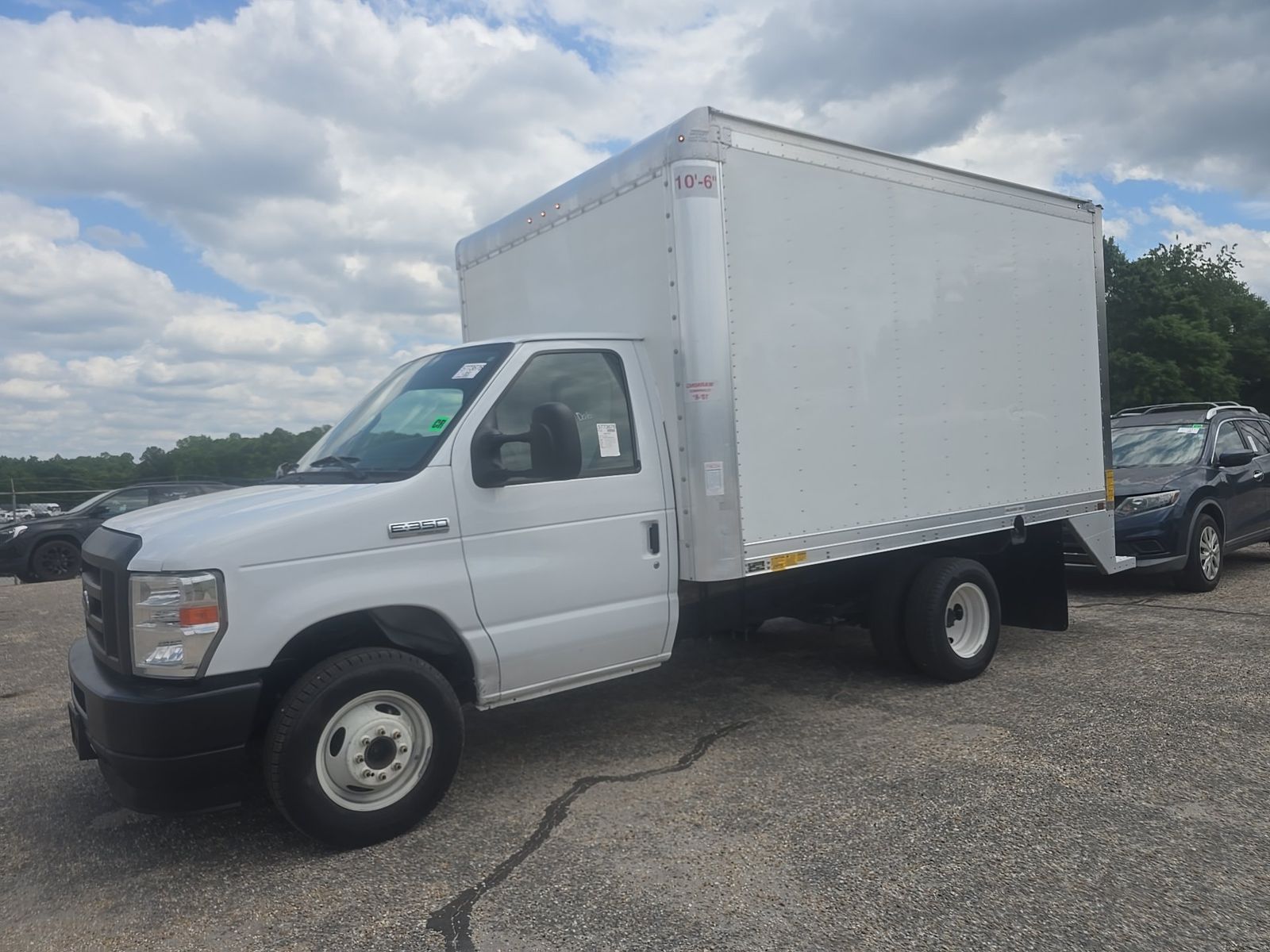 FORD E-350 - 1
