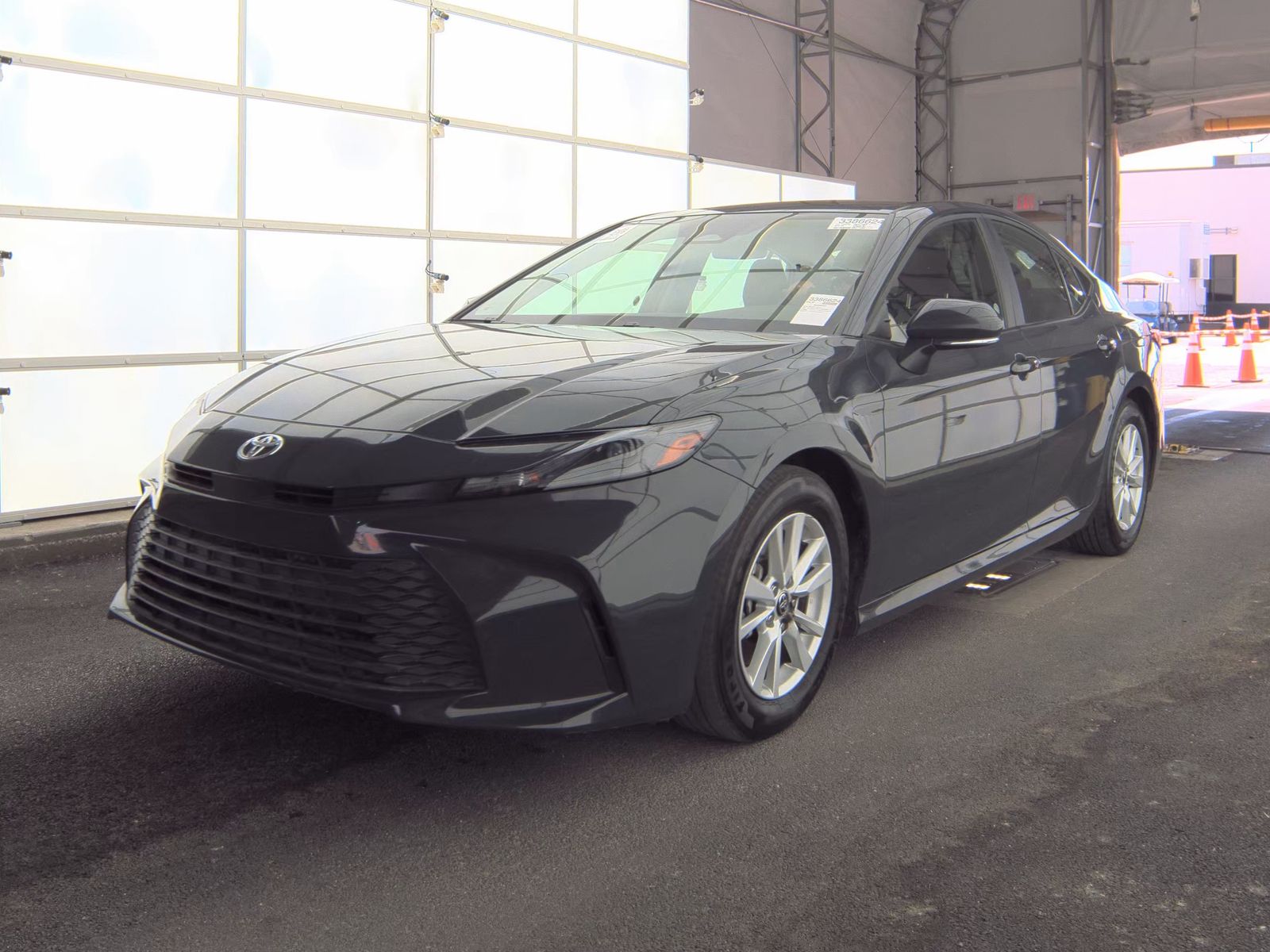 TOYOTA CAMRY - 1