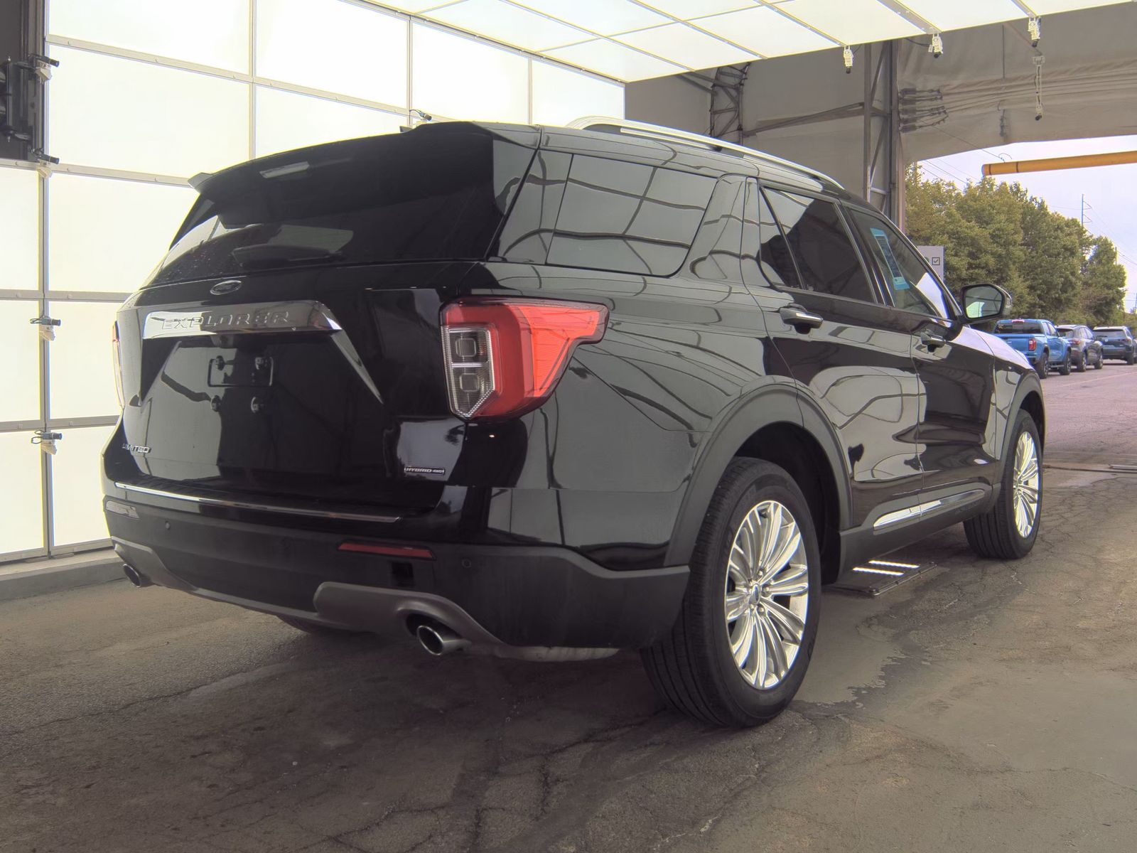 FORD EXPLORER - 6