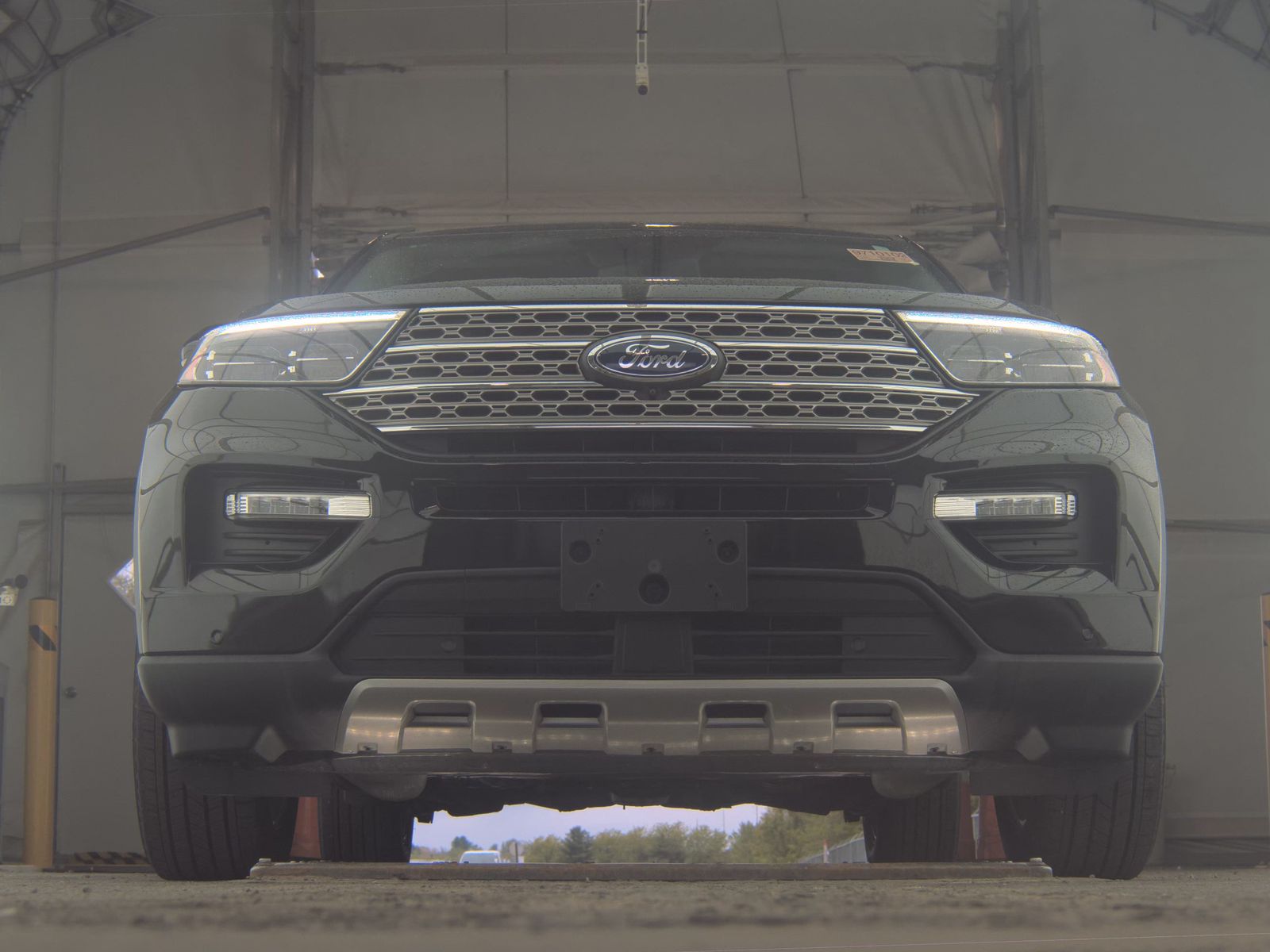 FORD EXPLORER - 4