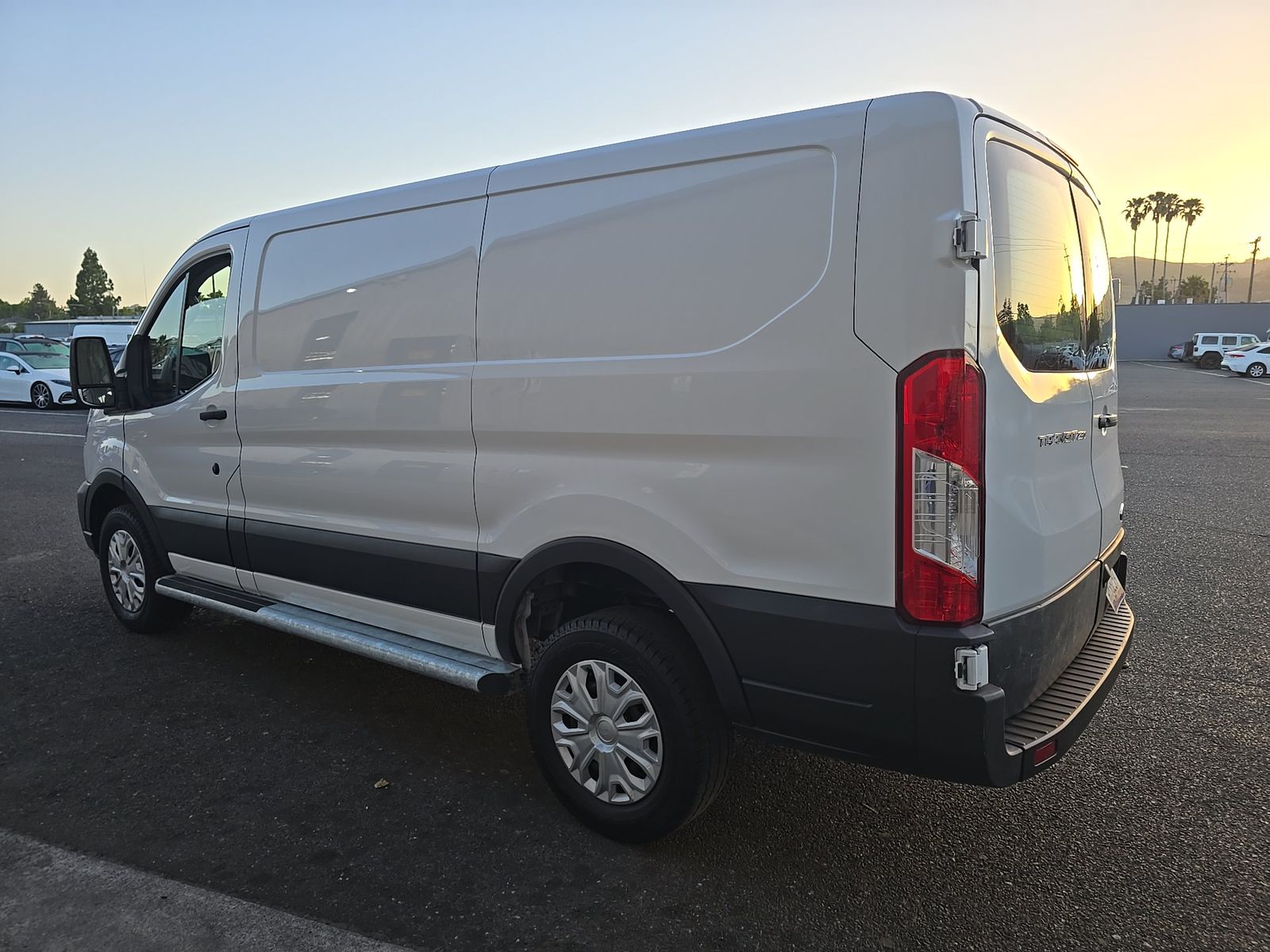 FORD TRANSIT 250 - 7