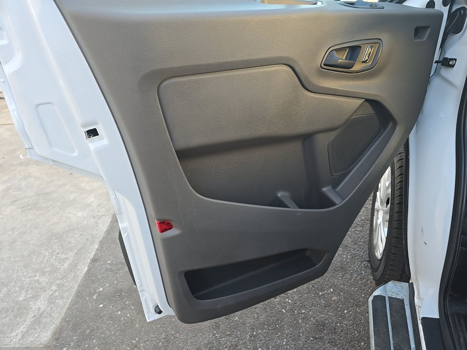 FORD TRANSIT 250 - 10