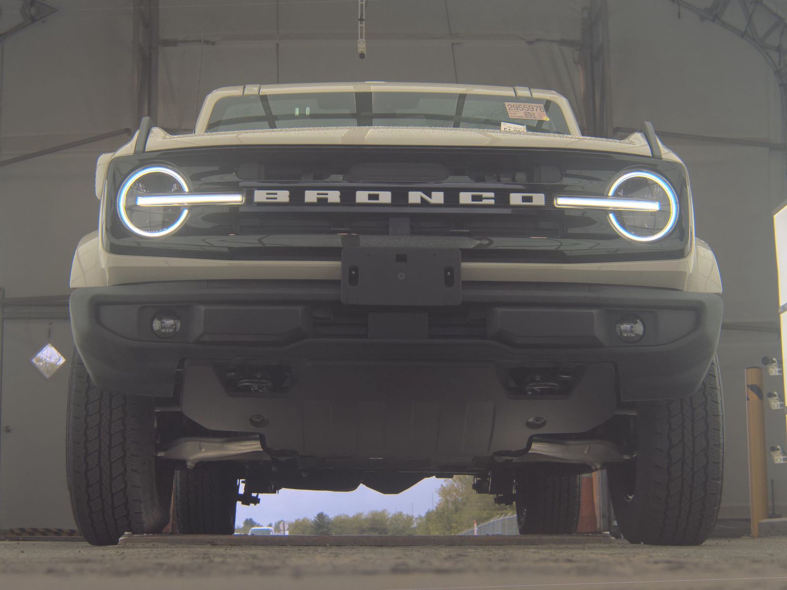 FORD BRONCO - 4