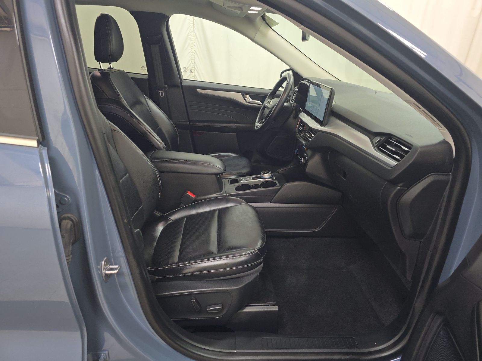 FORD ESCAPE - 9