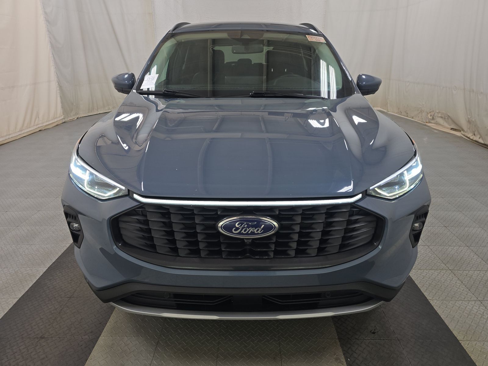 FORD ESCAPE - 3