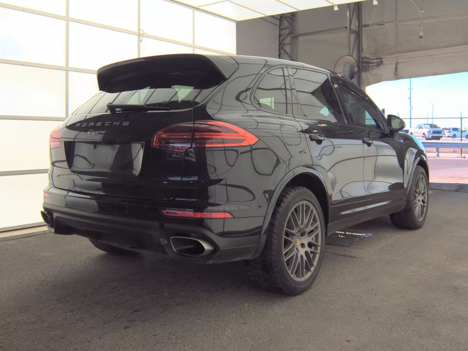 PORSCHE CAYENNE - 6