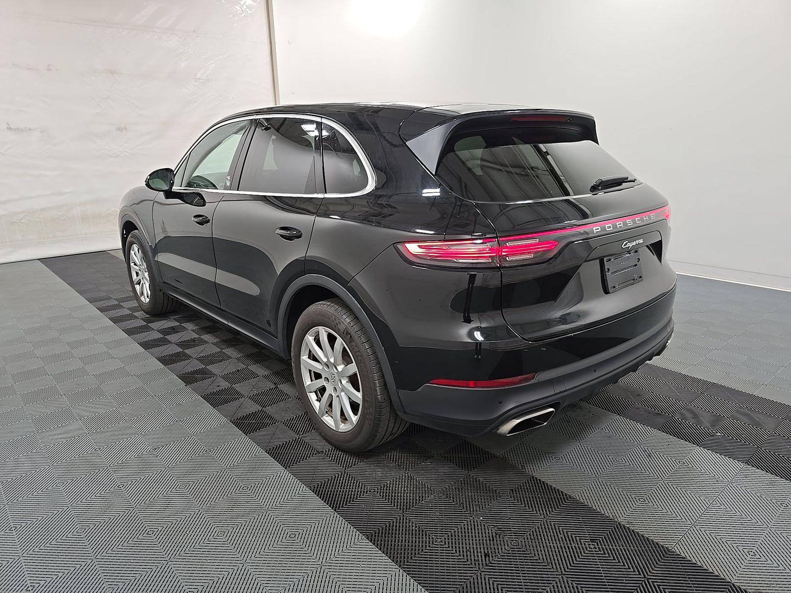 PORSCHE CAYENNE - 7