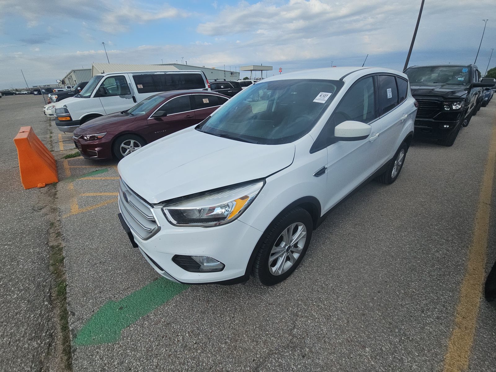 FORD ESCAPE - 1