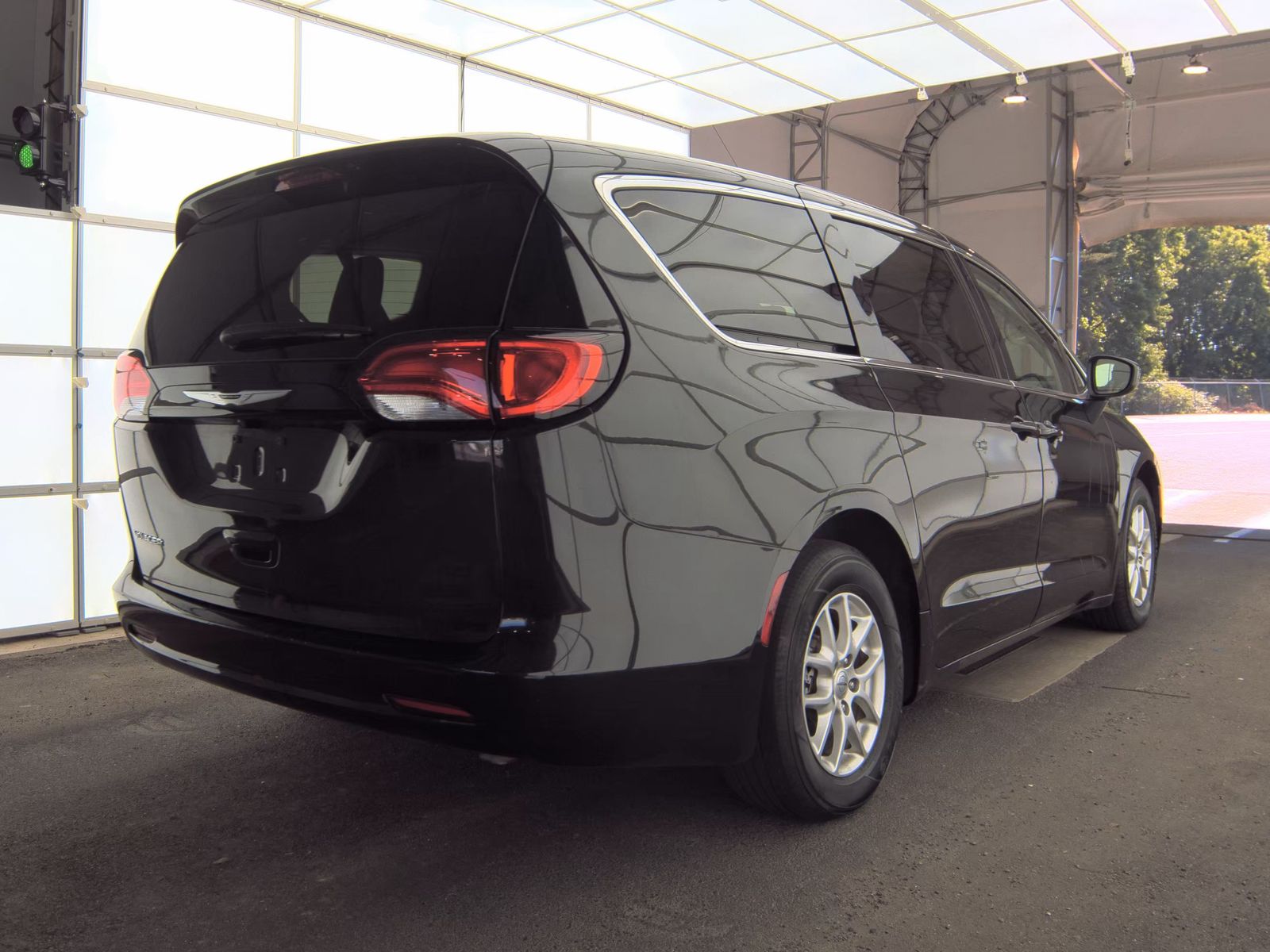 CHRYSLER VOYAGER - 6