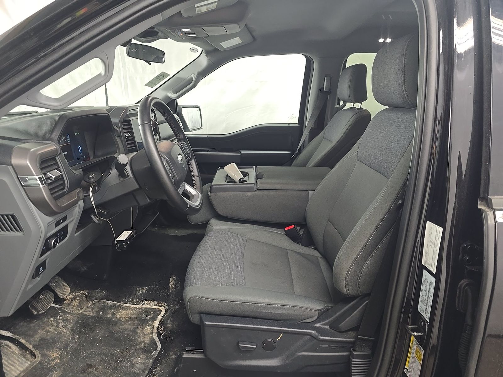 FORD F-150 - 8