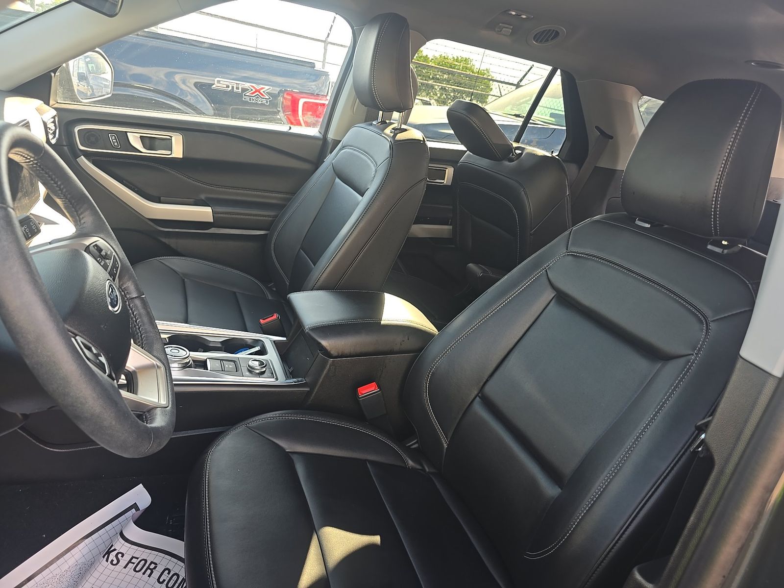 FORD EXPLORER - 8