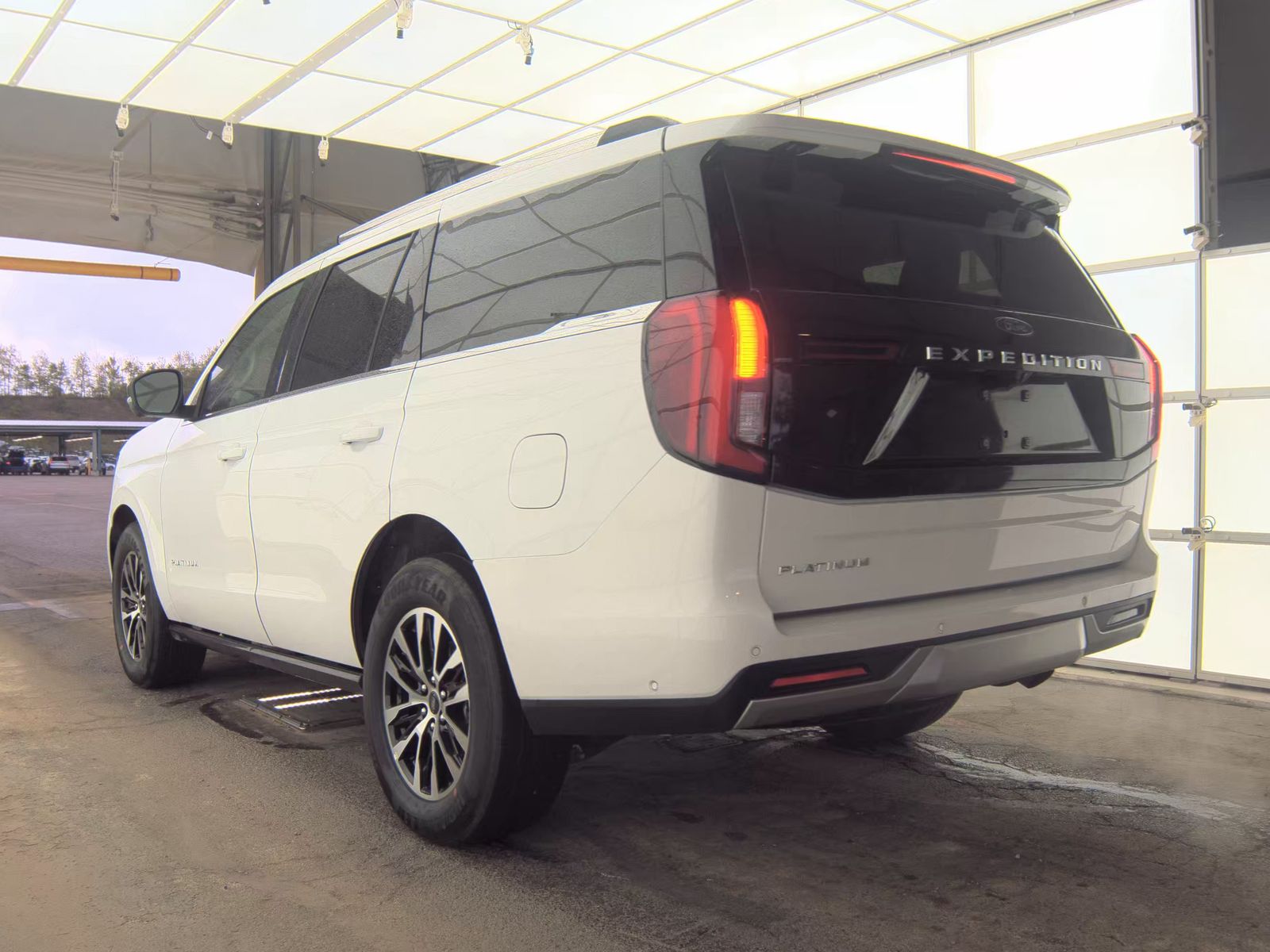 FORD EXPEDITION - 9