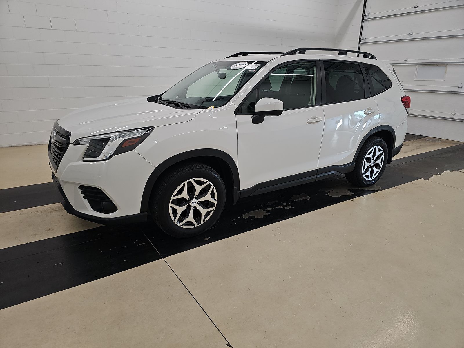 2023 Subaru Forester Premium's photo