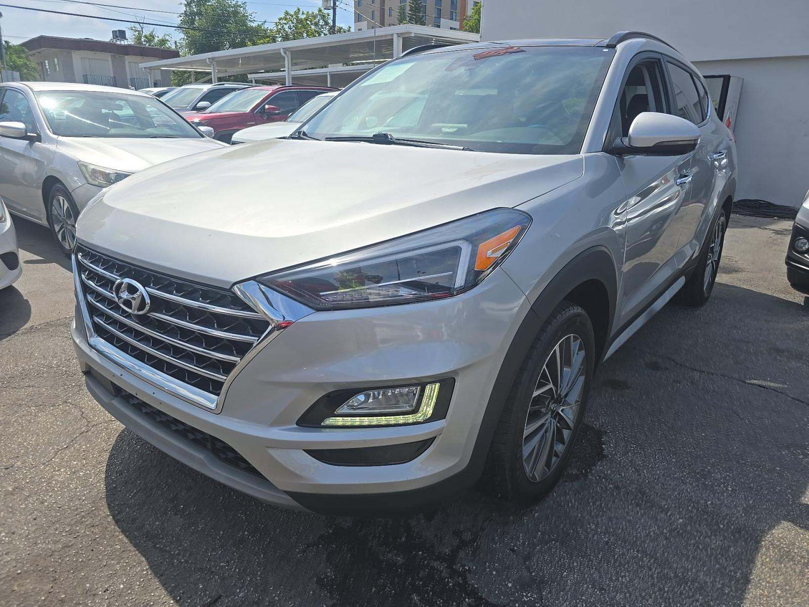 HYUNDAI TUCSON - 1