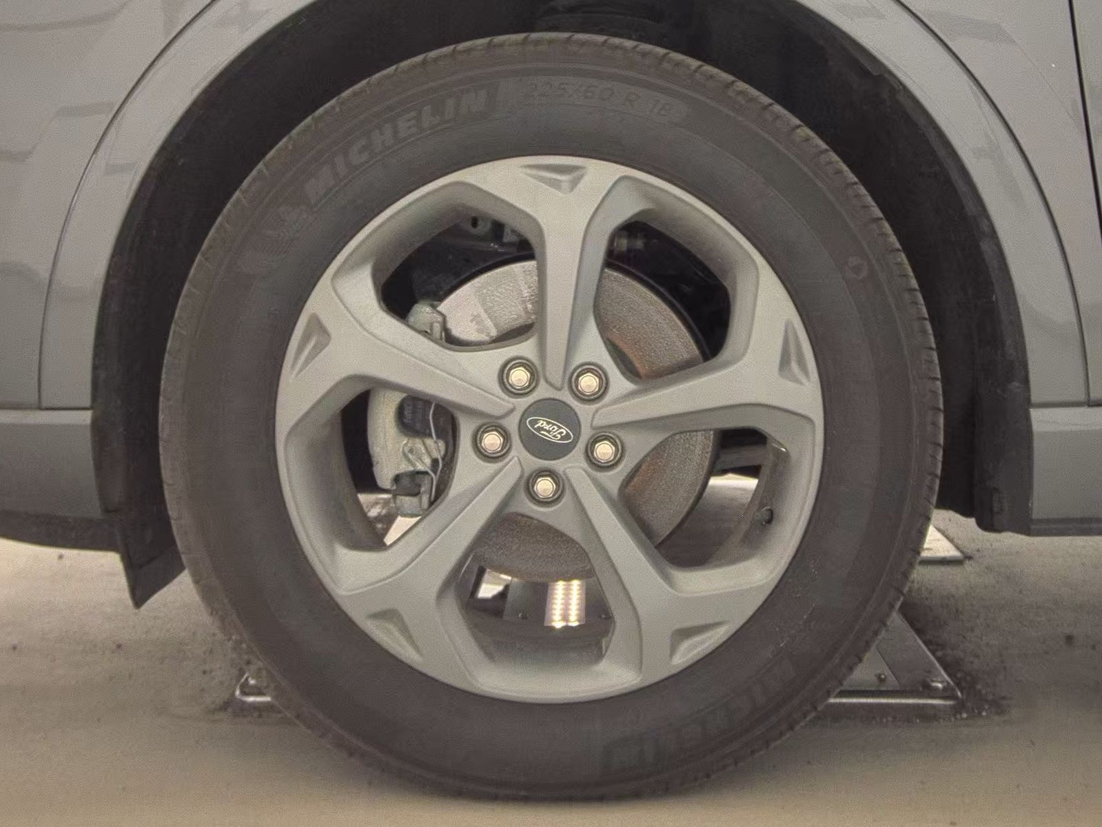 FORD ESCAPE - 10