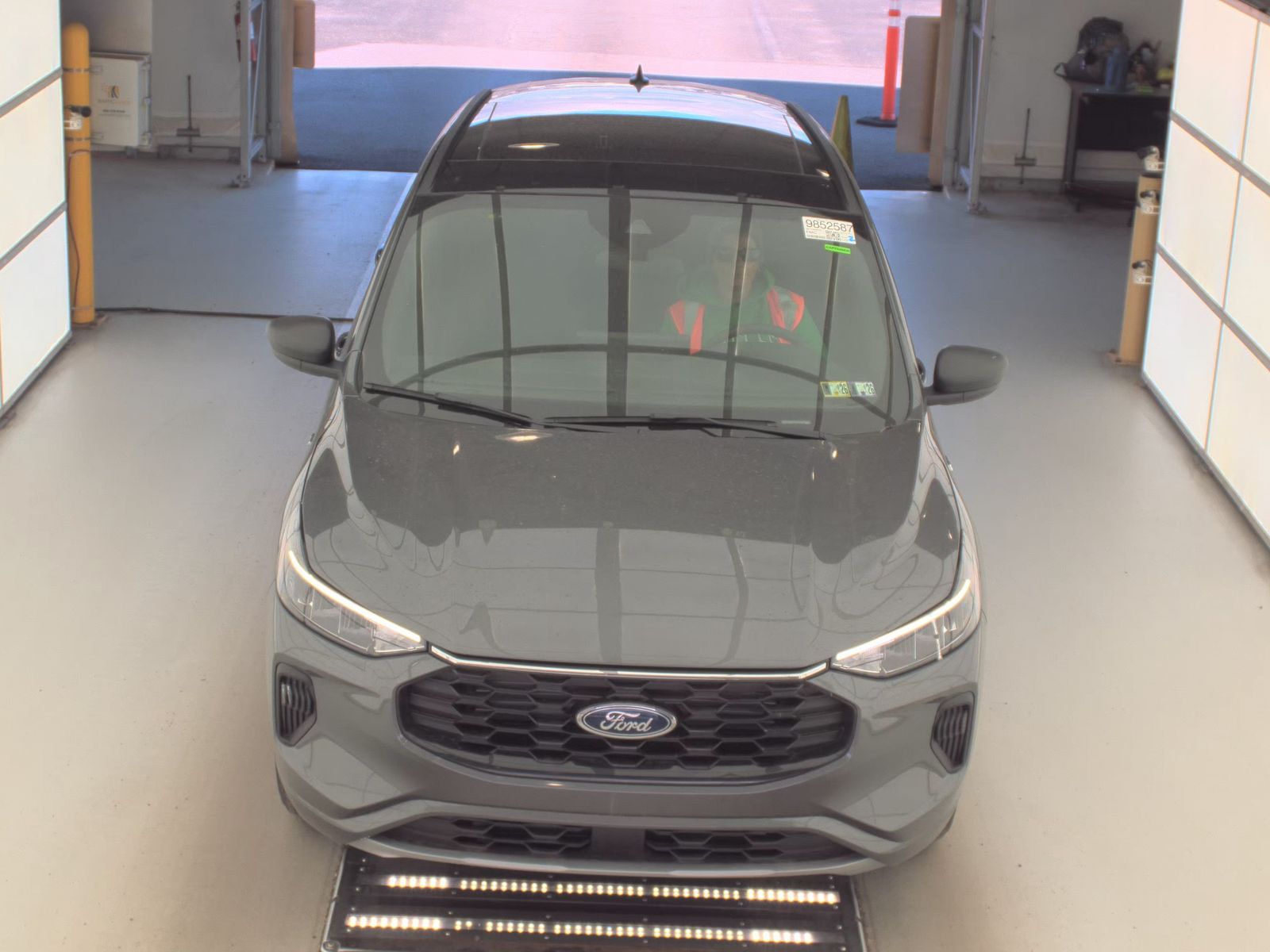 FORD ESCAPE - 3