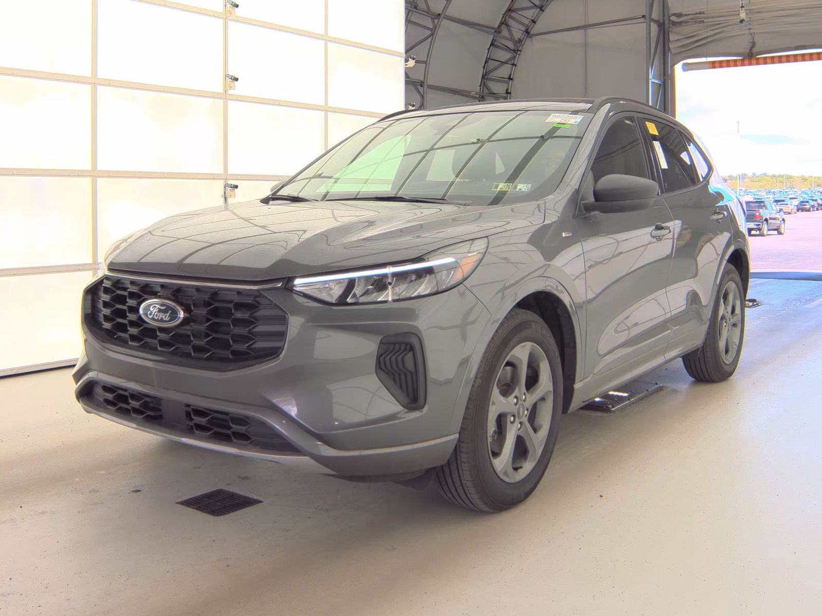 FORD ESCAPE - 1
