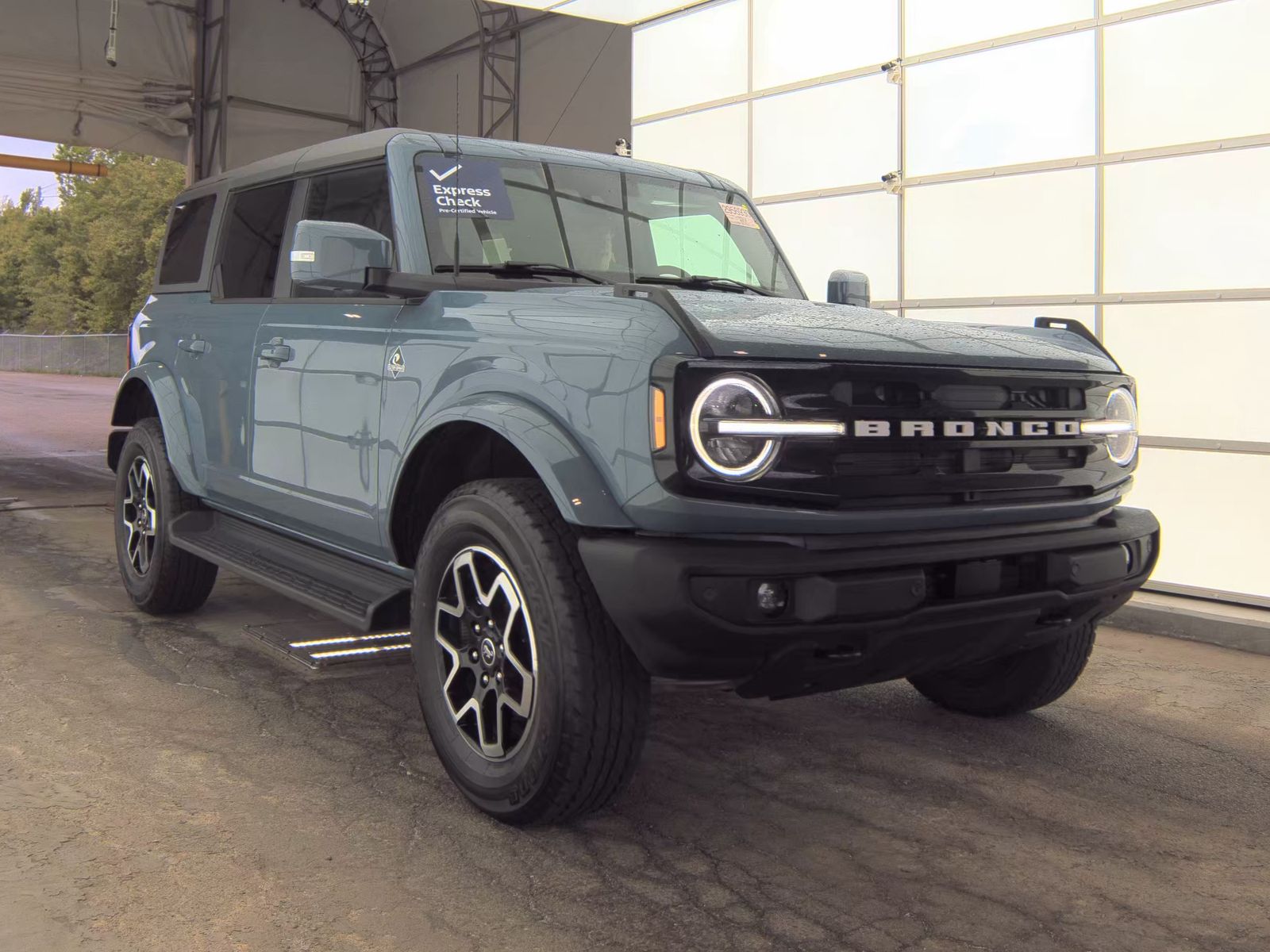 FORD BRONCO - 5