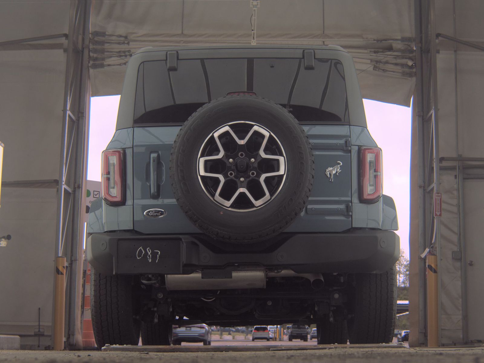FORD BRONCO - 8