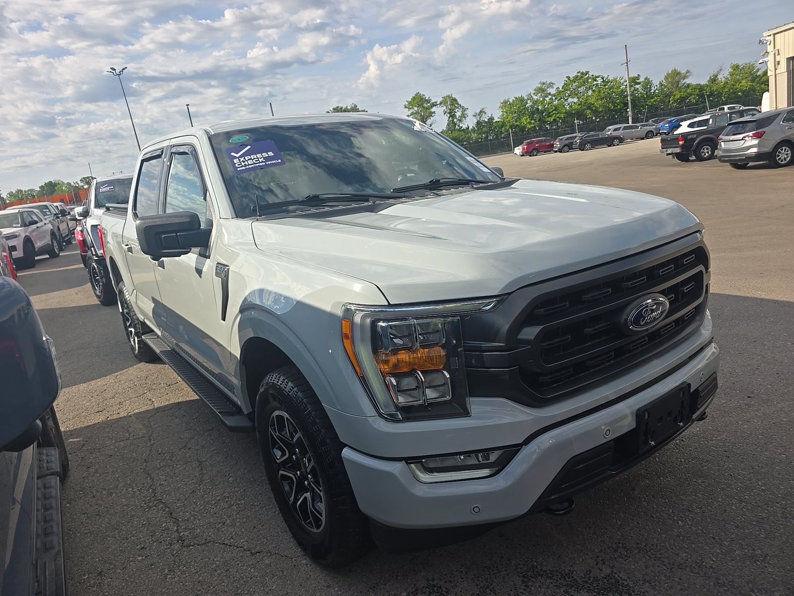 FORD F-150 - 4