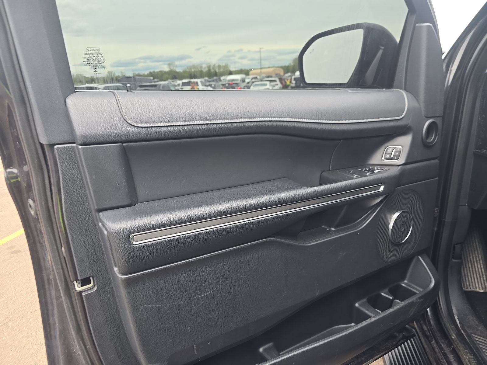 FORD EXPEDITION - 10