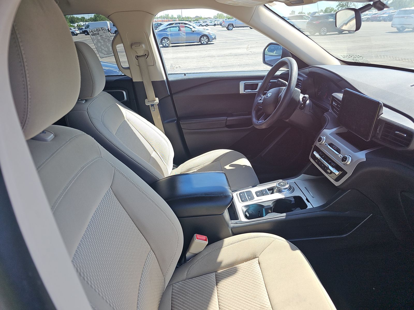 FORD EXPLORER - 9